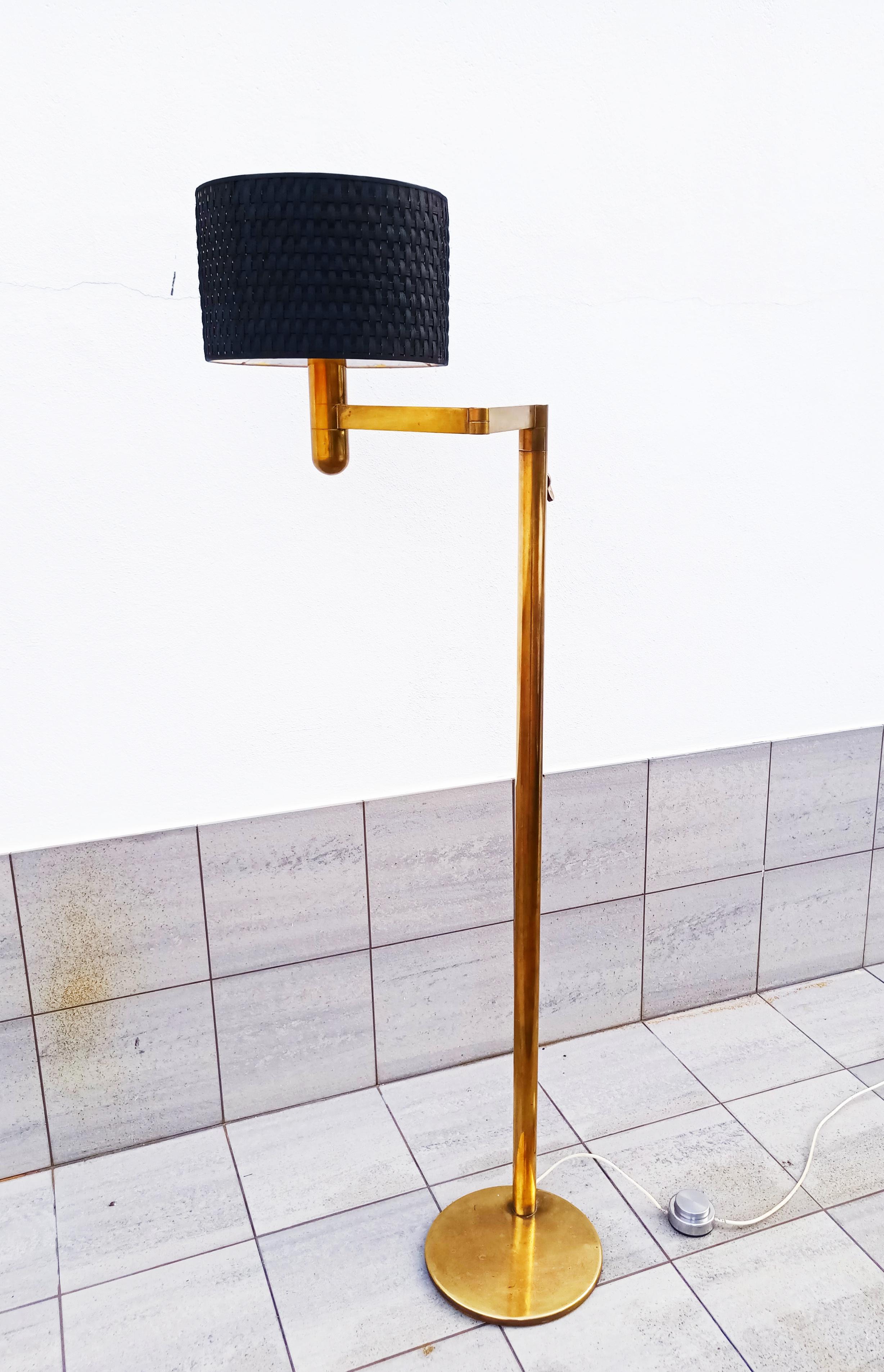 1960s Midcentury Articulate Brass Floor Lamp, France For Sale 1