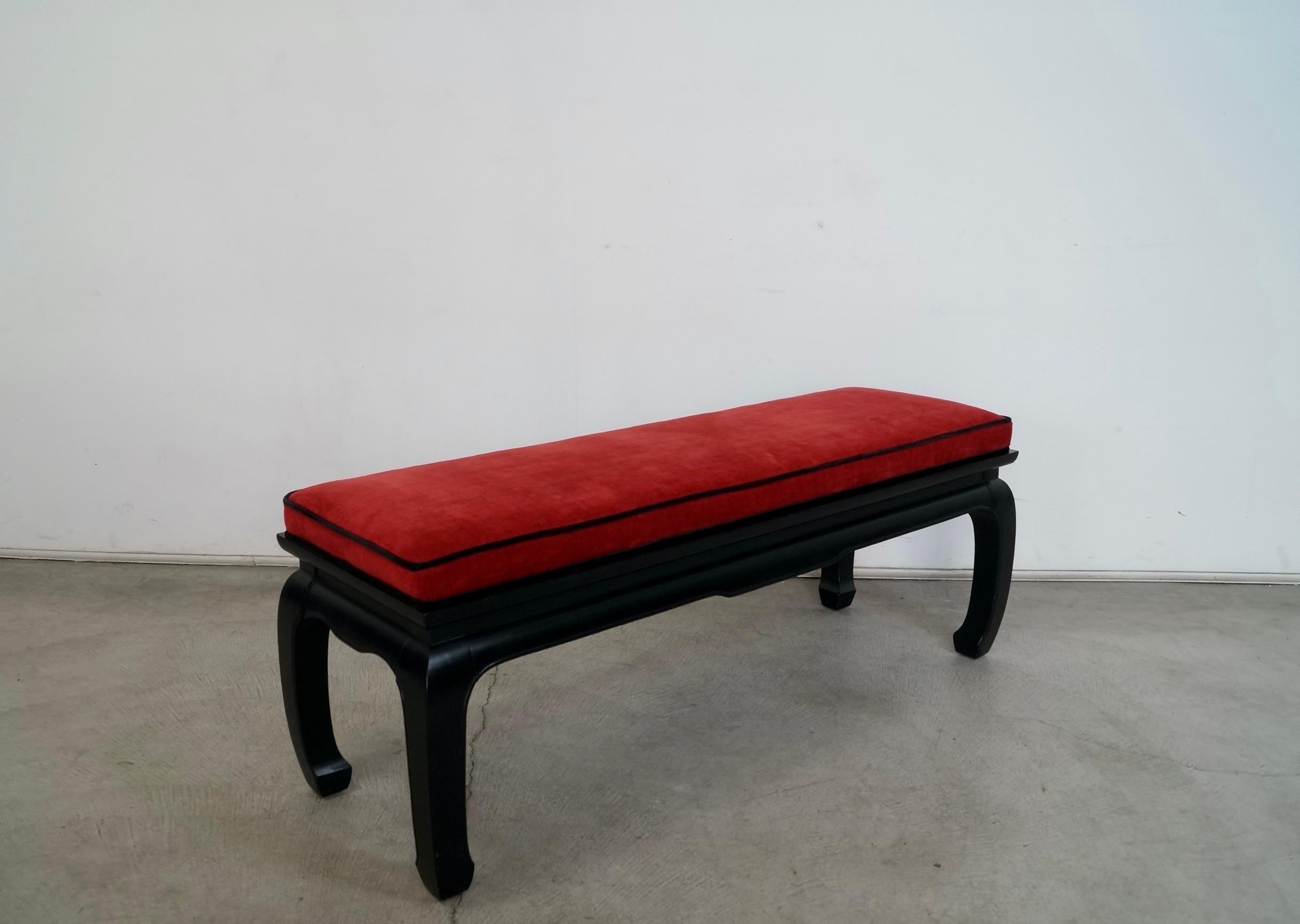 Metà XX secolo Panchina Chinoiserie asiatica moderna di metà secolo del 1960 in vendita