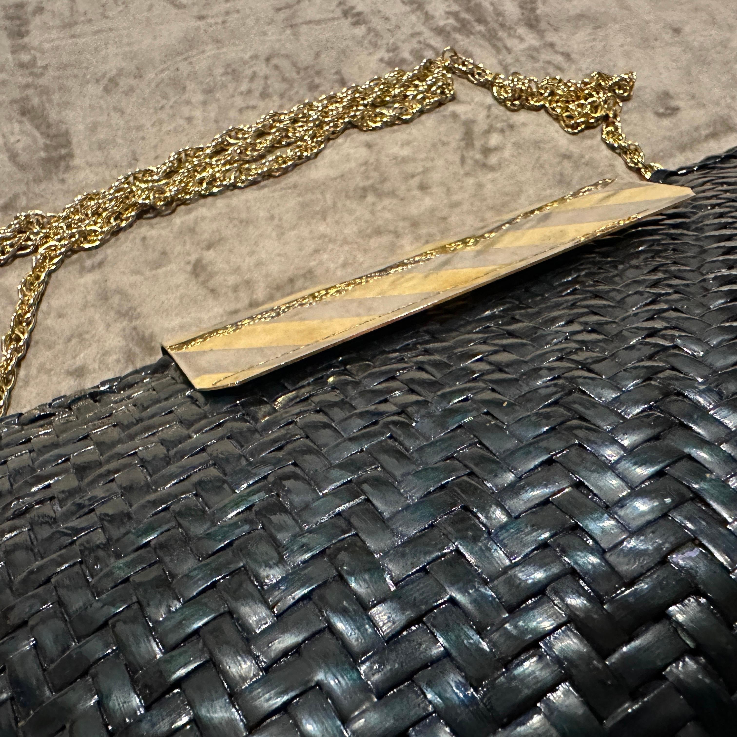 Borsa da sera italiana di metà secolo 1960 in vimini nero e metallo di Rodo in vendita 4