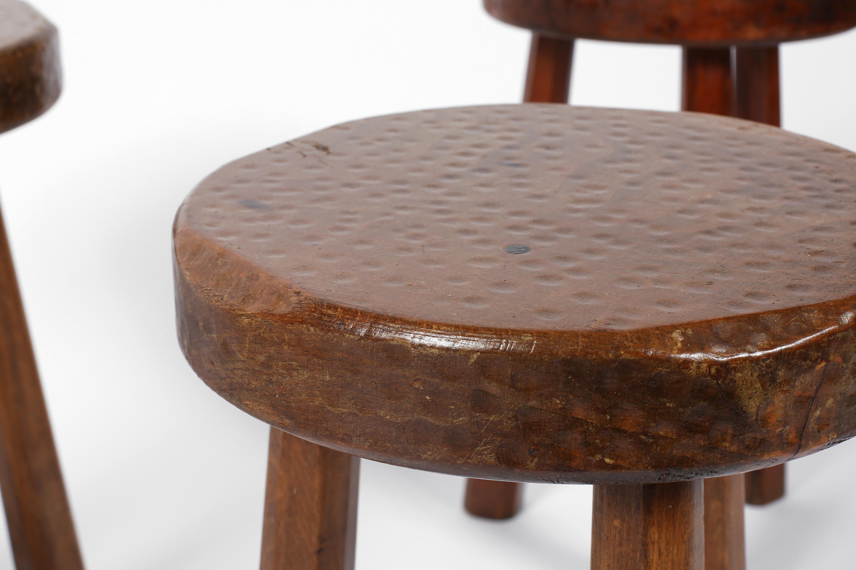 Tabouret espagnol brutaliste des années 1960 en vente 4