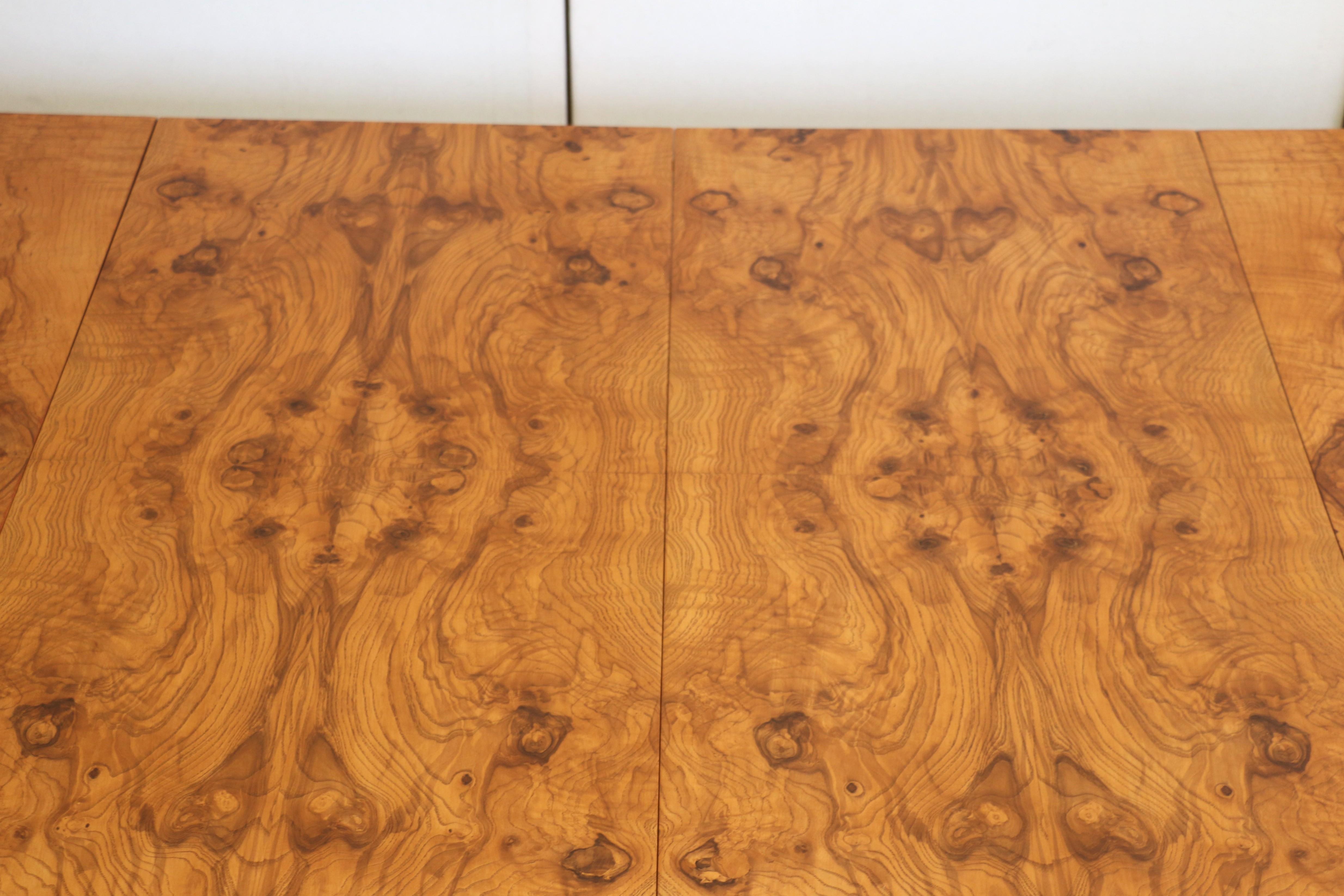 1960’s Mid Century Burlwood Expanding Dining Table With 2 Leaves For Sale 7