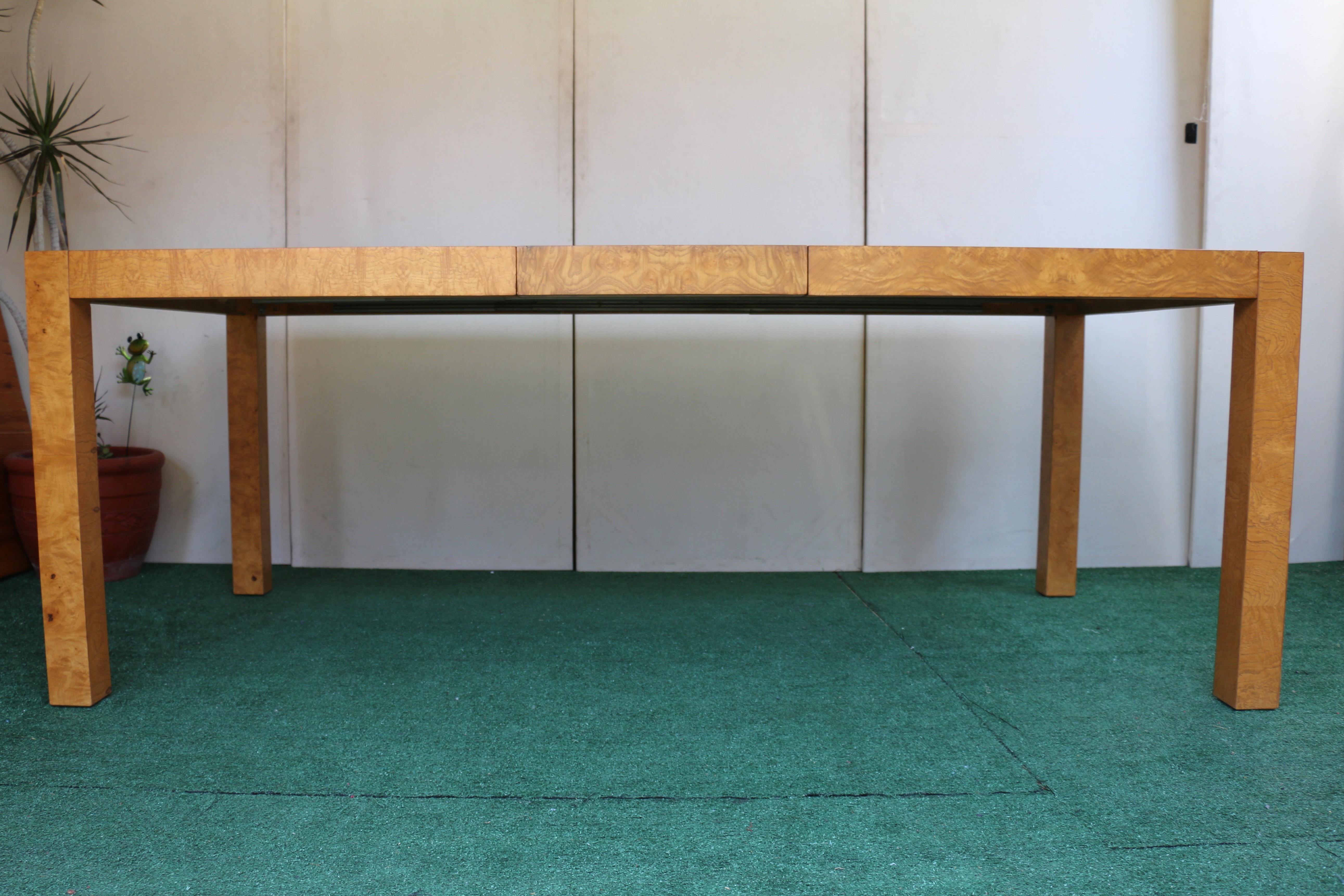 1960’s Mid Century Burlwood Expanding Dining Table With 2 Leaves For Sale 2