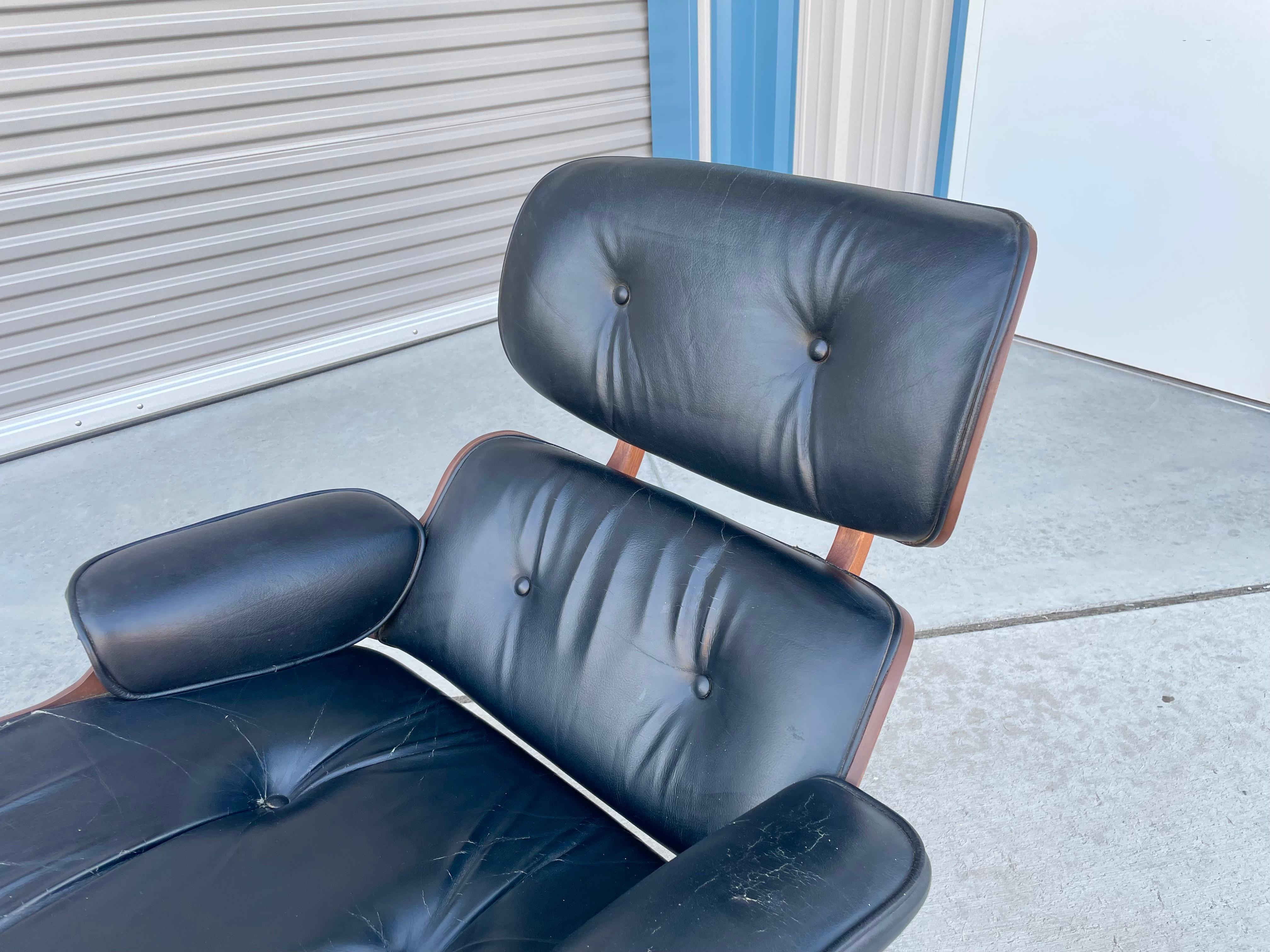 Mid-Century Modern 1960s Mid Century Chair and Ottoman Styled After Herman Miller For Sale