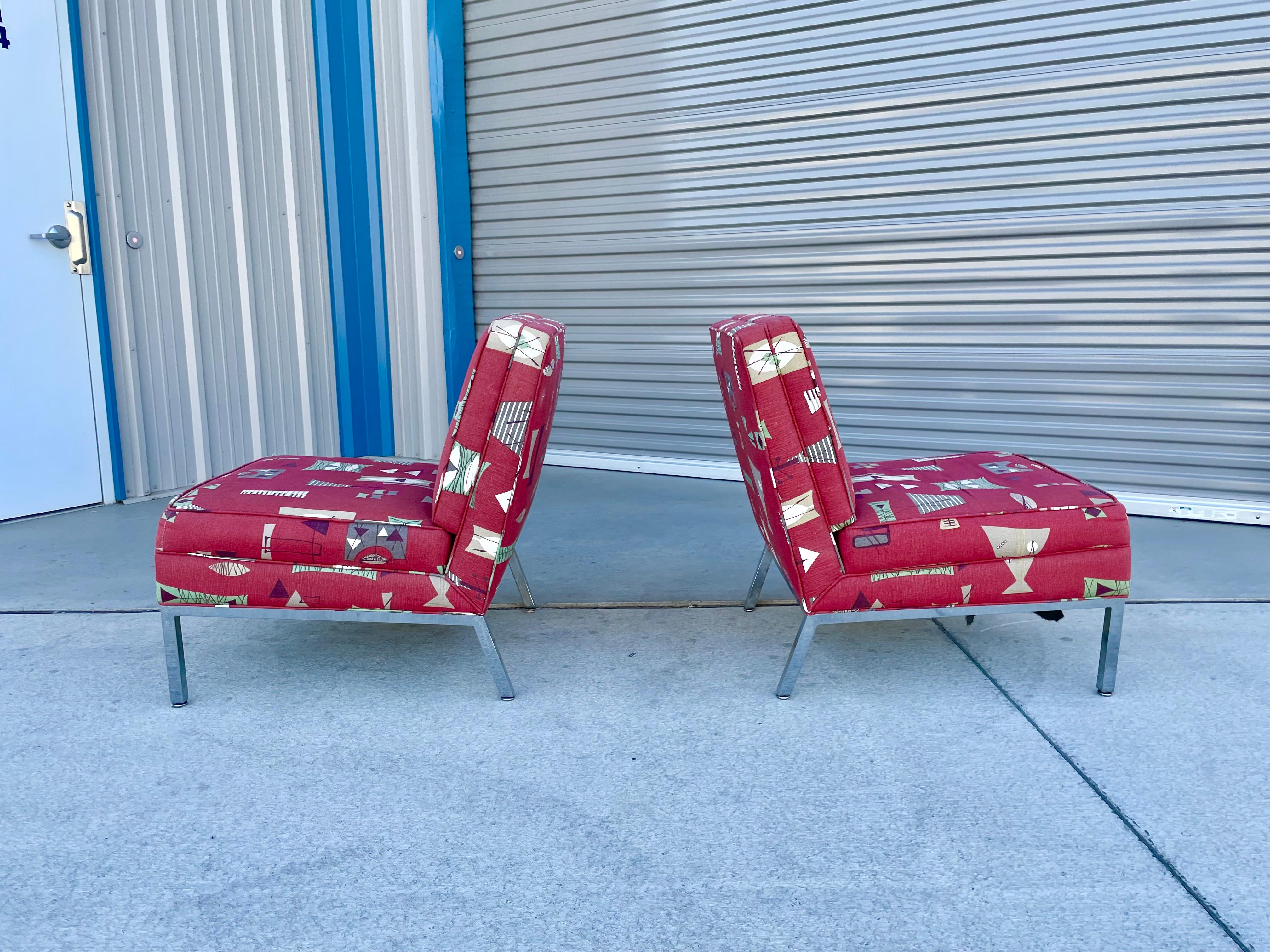 American 1960s Mid Century Chrome Lounge Chairs Stayed After Florence Knoll For Sale