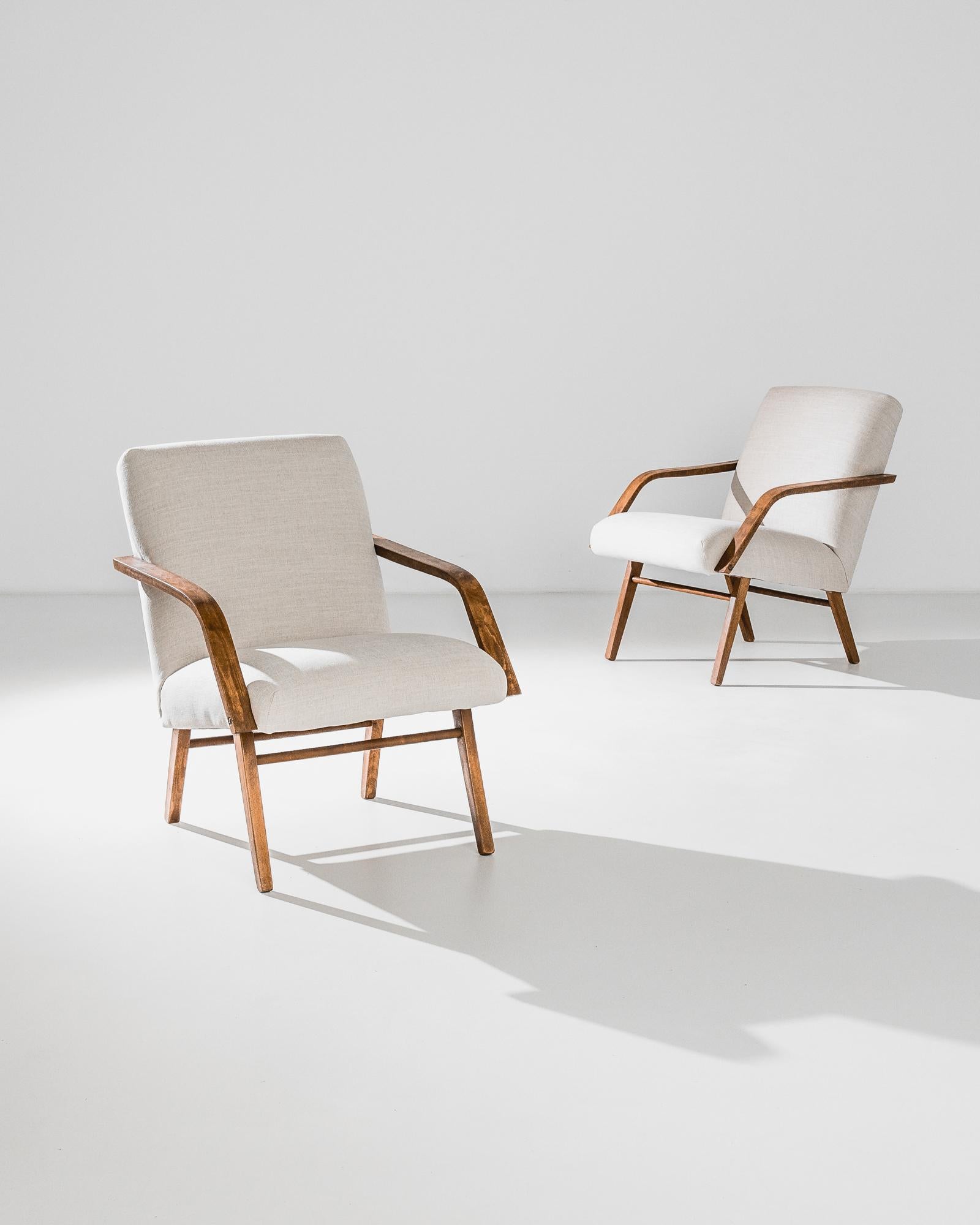 Produced in the former Czechoslovakia, this essential 1960s design is attributed to Jaroslav Šmídek. Comfortable angles and clean lines are designed to delight, influenced by the mid-20th Century Modernist movement in Central Europe. These