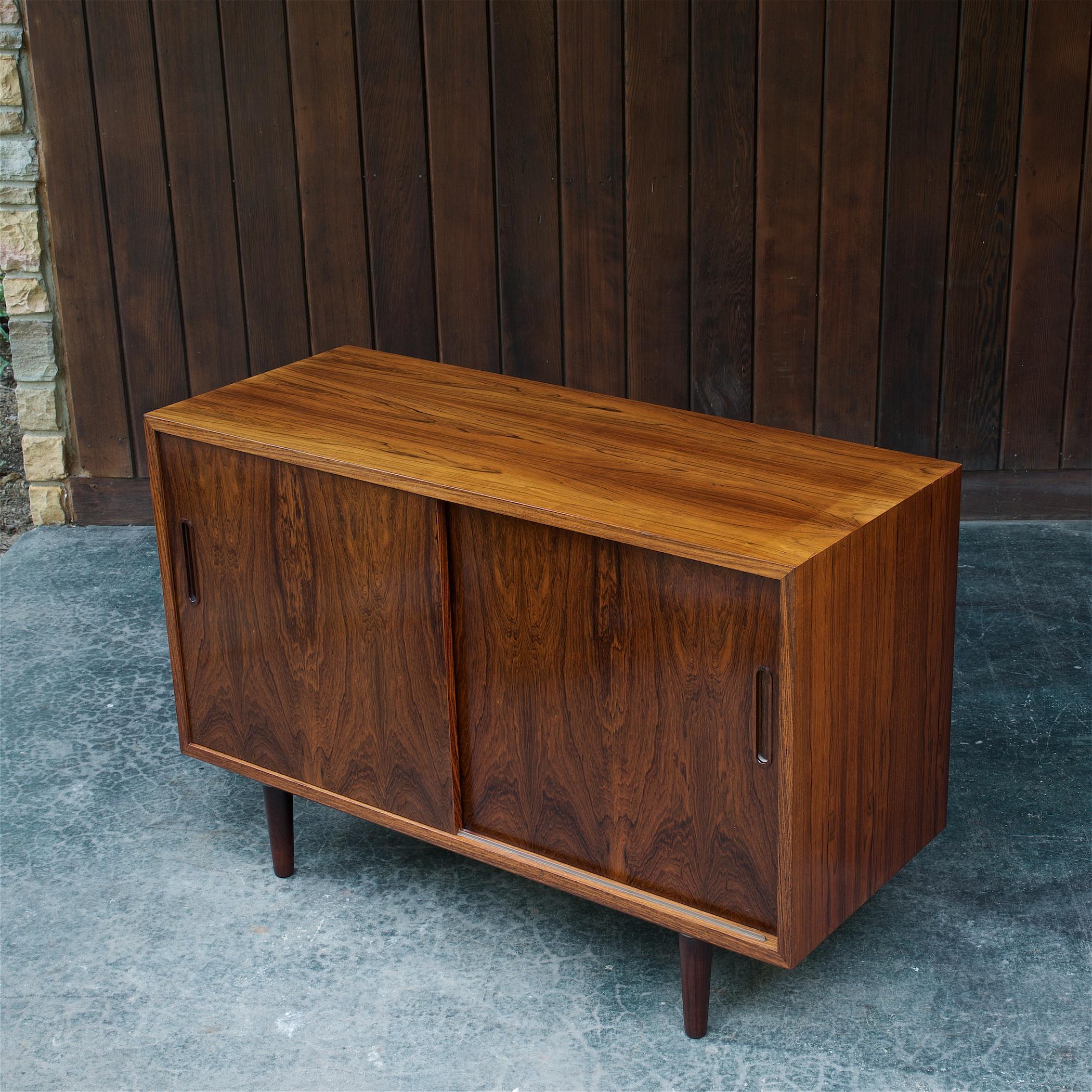 1960s Midcentury Danish Brazilian Rosewood Credenza Cabinet Rustic Cabin Modern In Distressed Condition In Hyattsville, MD