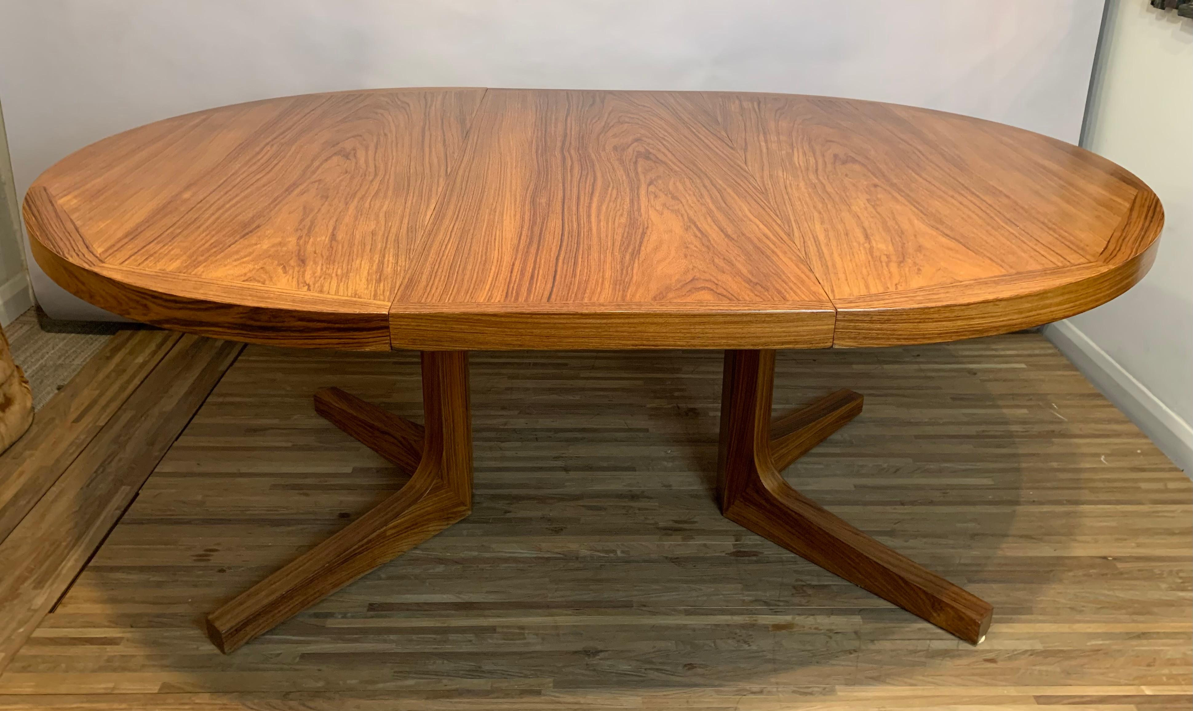 Polished 1960s Mid-Century Danish Dyrlund Rosewood Extendable Pedestal Dining Table