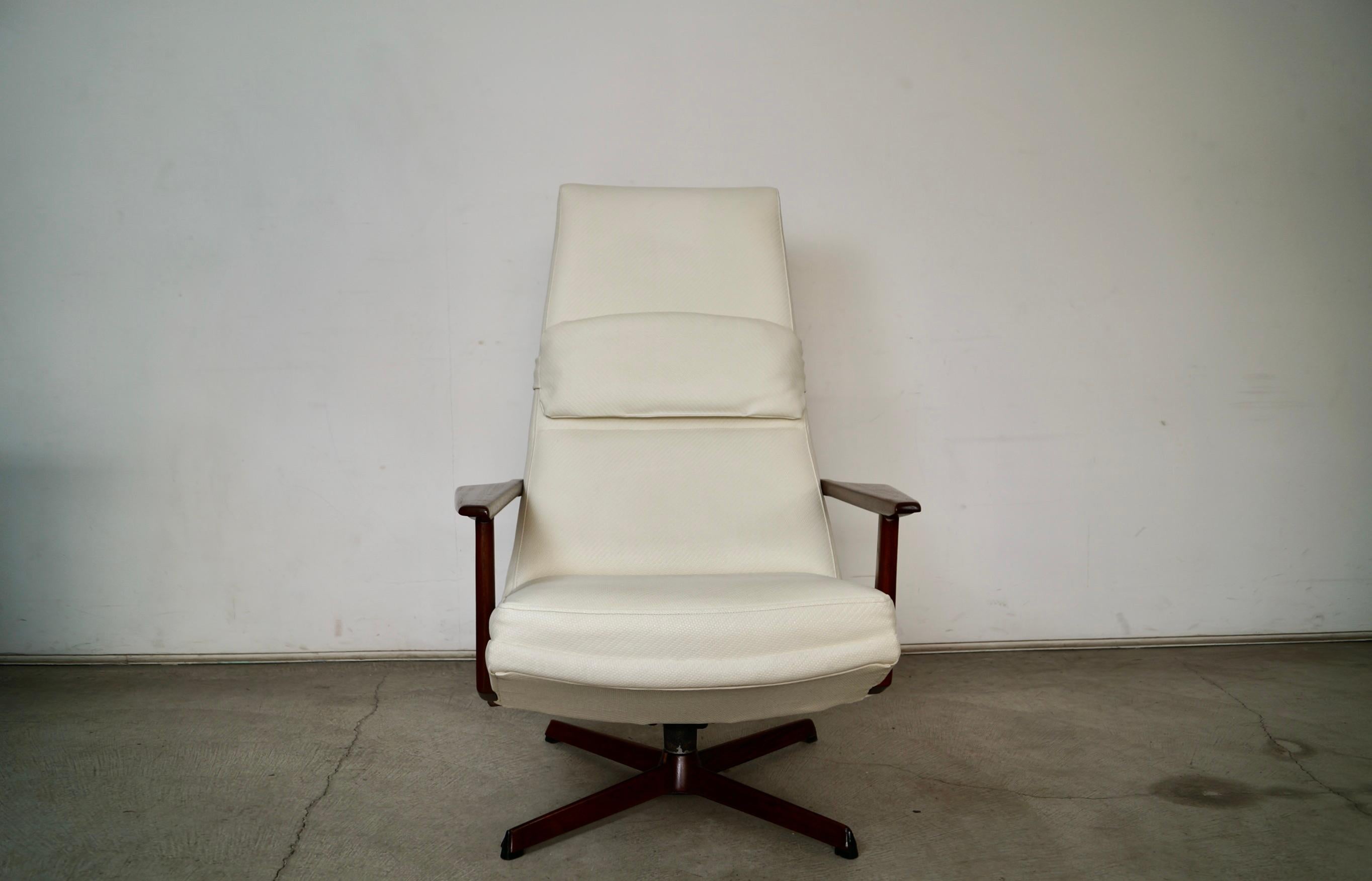 Mid-Century moderno Poltrona danese moderna di metà secolo IB Madsen reclinabile del 1960 in vendita