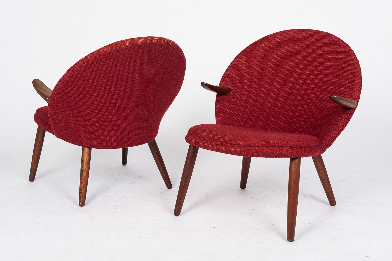 Dänische moderne rote Loungesessel aus der Mitte des Jahrhunderts von Kurt Olsen, 1960er Jahre (Moderne der Mitte des Jahrhunderts) im Angebot