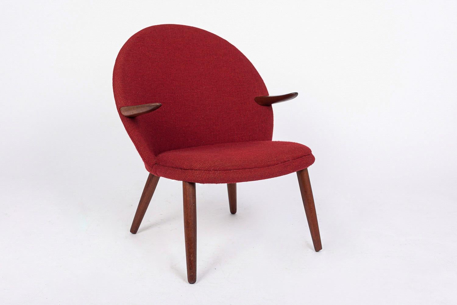 Mid-Century Modern 1960s Mid Century Danish Modern Red Lounge Chairs by Kurt Olsen For Sale