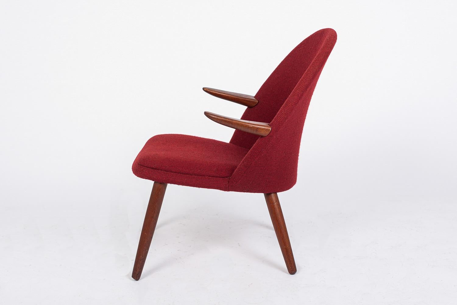 Upholstery 1960s Mid Century Danish Modern Red Lounge Chairs by Kurt Olsen For Sale