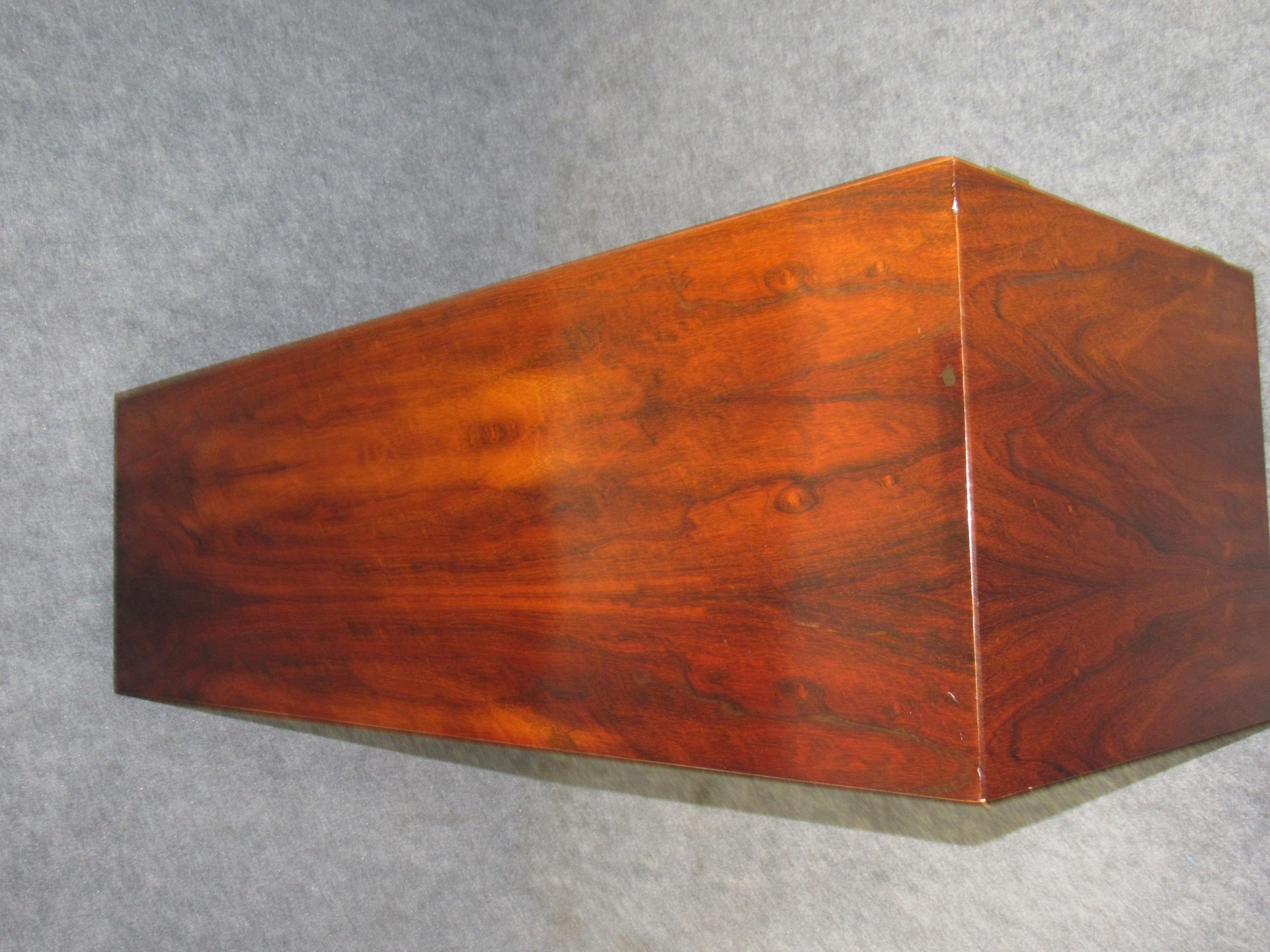 1960s Midcentury Danish Modern Rosewood Credenza Sideboard by Poul Hundevad 7