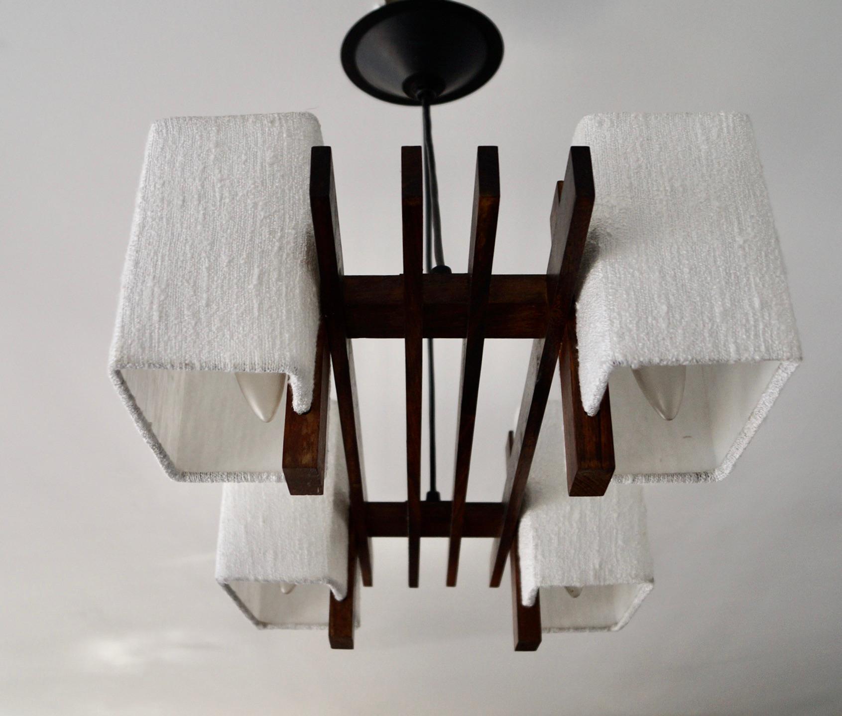 Lampadario danese moderno a doghe in legno di palissandro del 1960 in vendita 3
