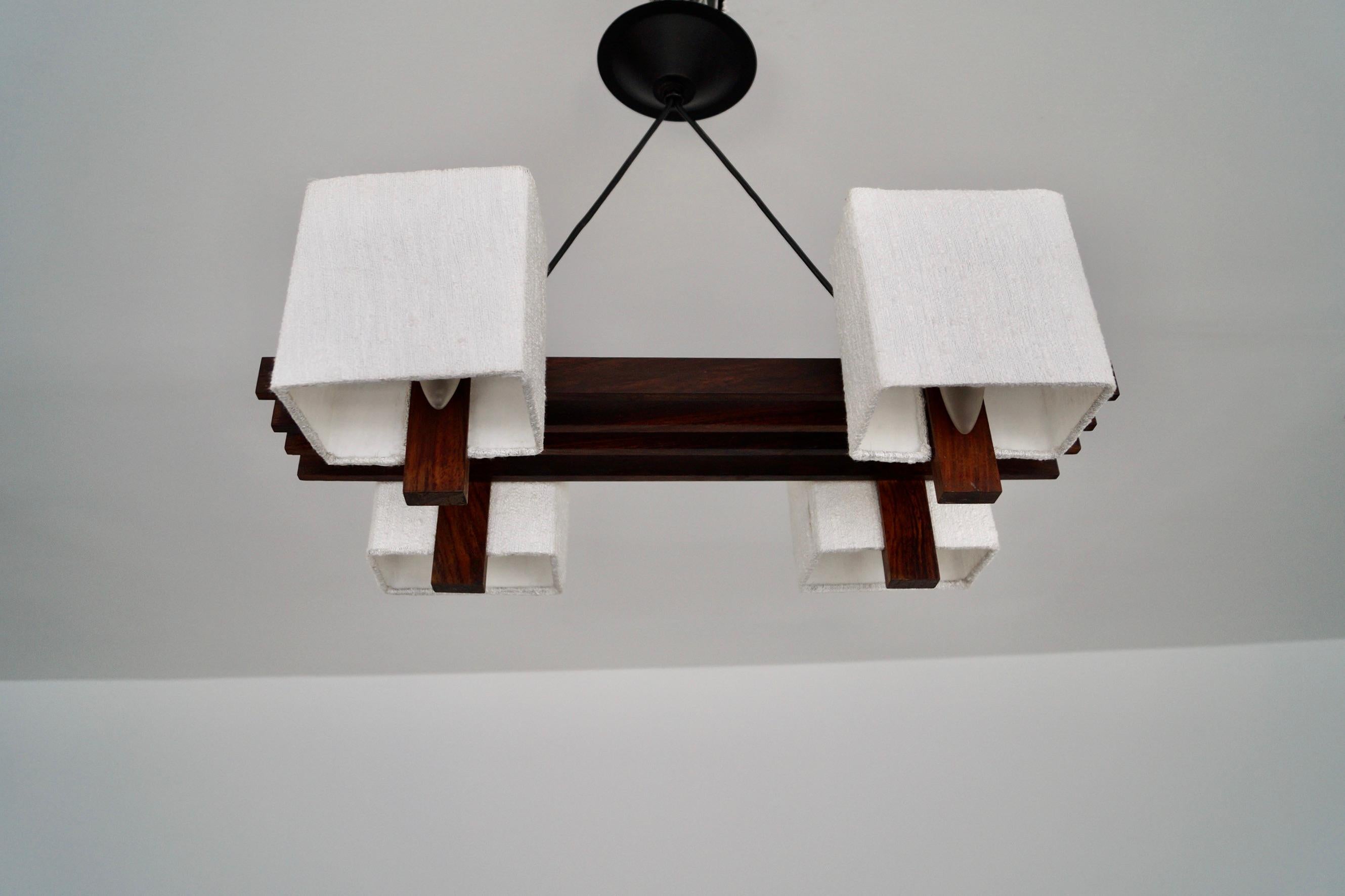 Danese Lampadario danese moderno a doghe in legno di palissandro del 1960 in vendita