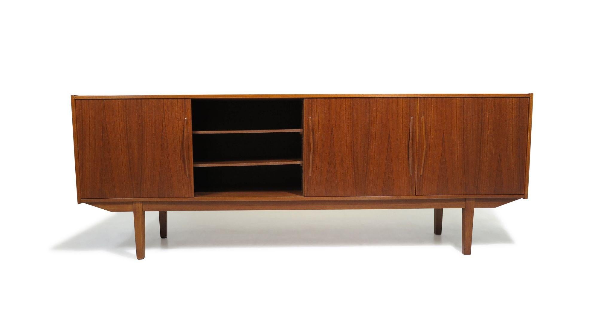 1960's Mid-century Danish Teak Credenza with Doors and Drawers In Excellent Condition For Sale In Oakland, CA