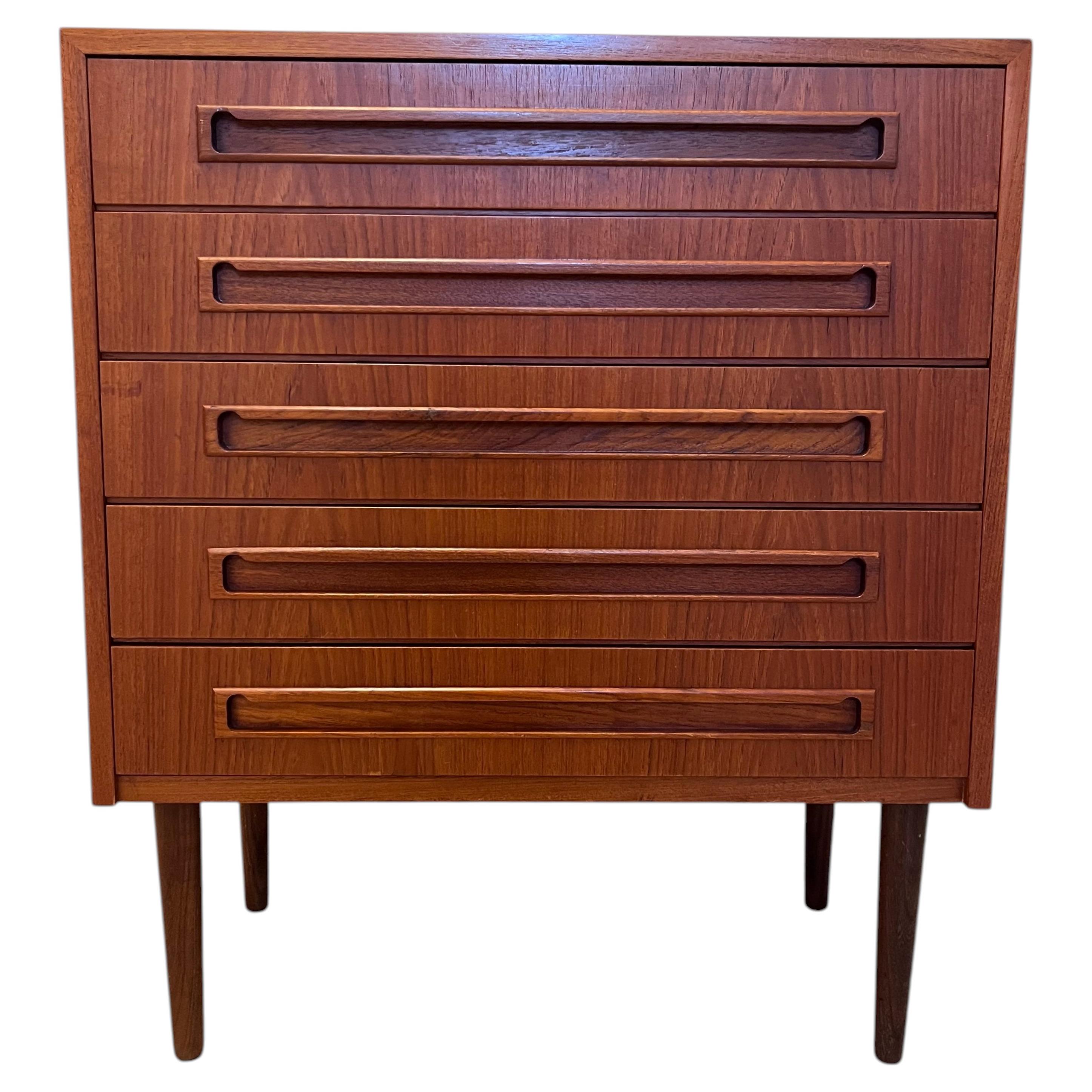 1960s Mid century design scandinavian Teak Chest of Drawers - Denmark