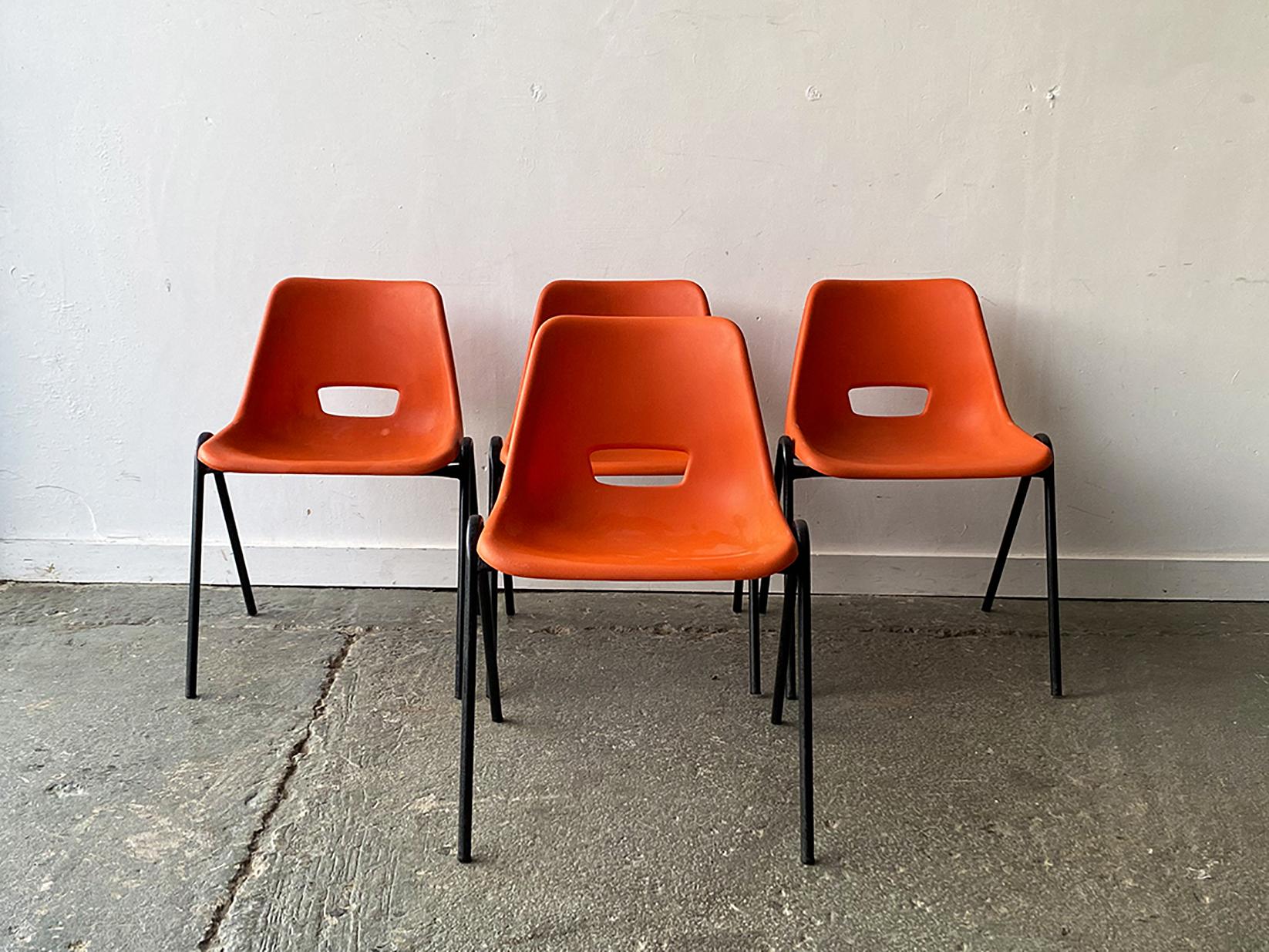 1960s Mid-Century dining set by Schreiber Furniture and AB tubular Products 3