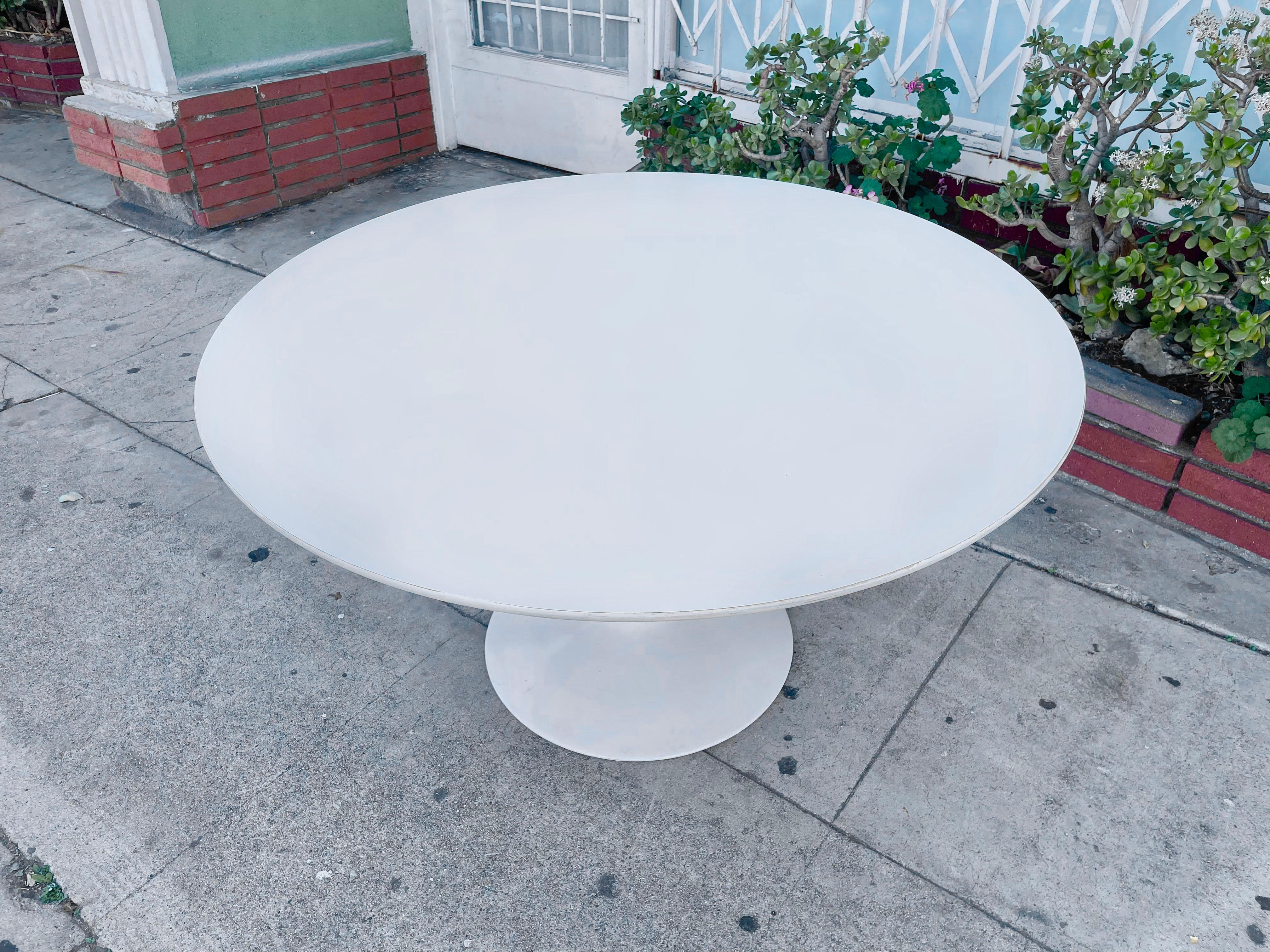 American 1960s Mid-Century Dining Table Styled After Eero Saarinen For Sale