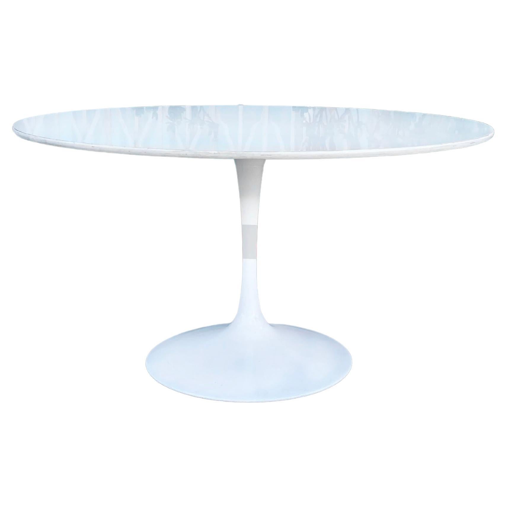 1960s Mid-Century Dining Table Styled After Eero Saarinen For Sale