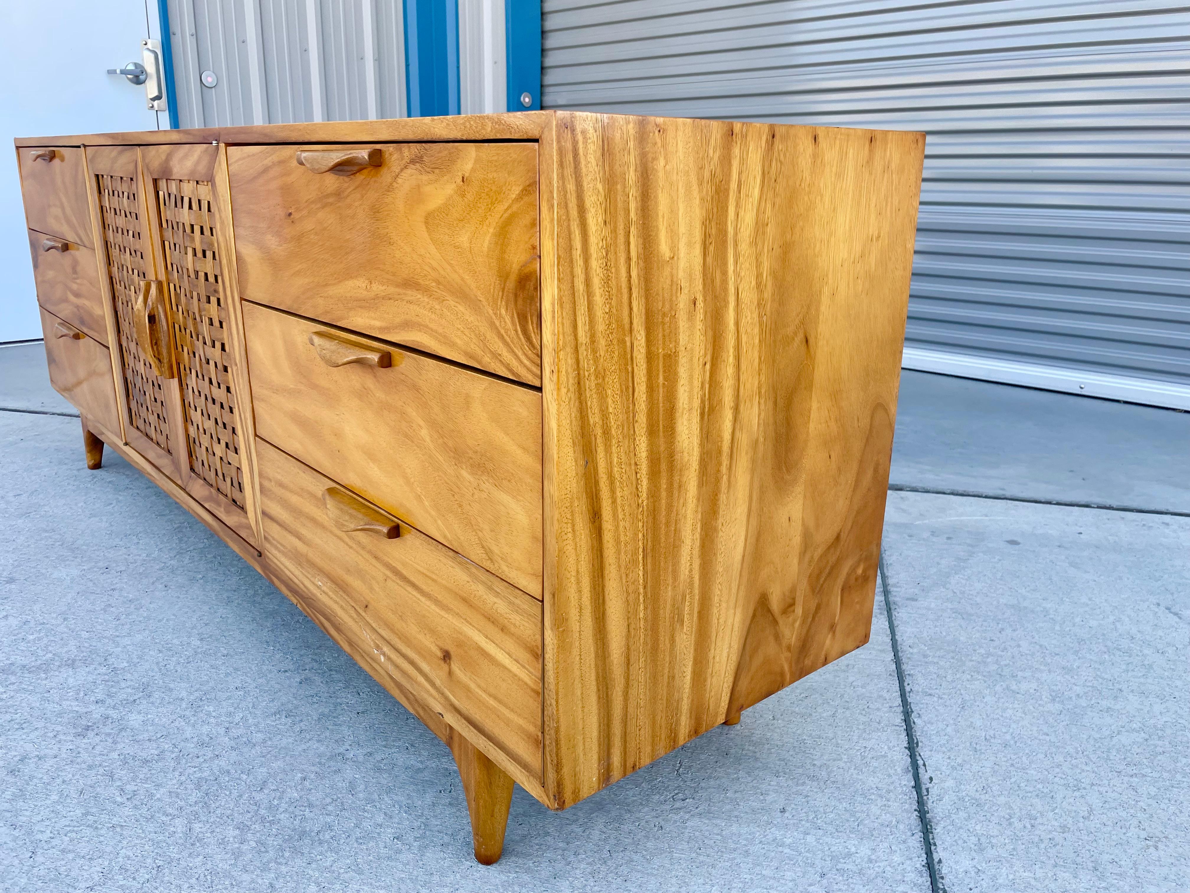 1960s Mid Century Dresser Styled After Lane For Sale 5