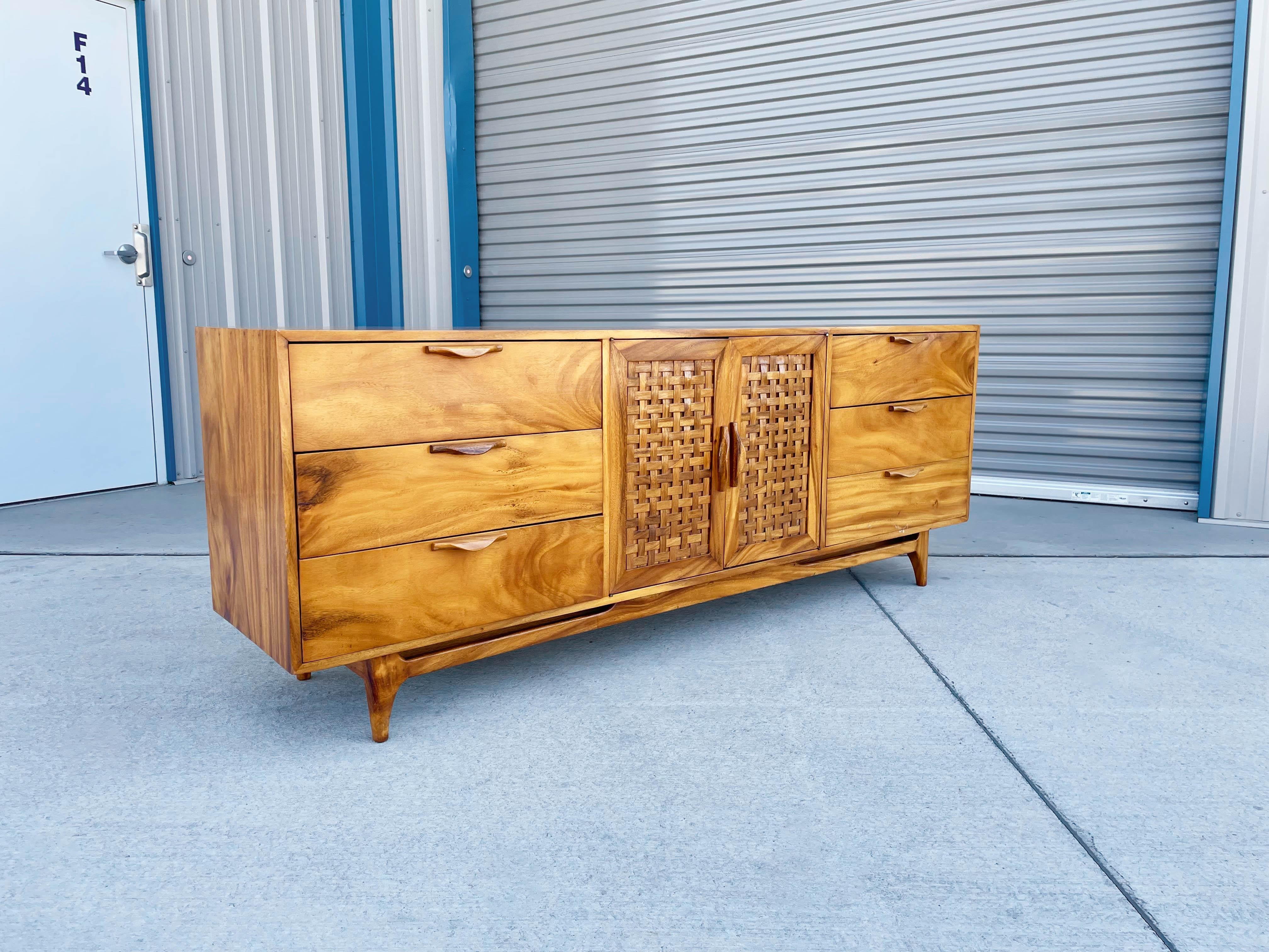 1960s Mid Century Dresser Styled After Lane For Sale 5