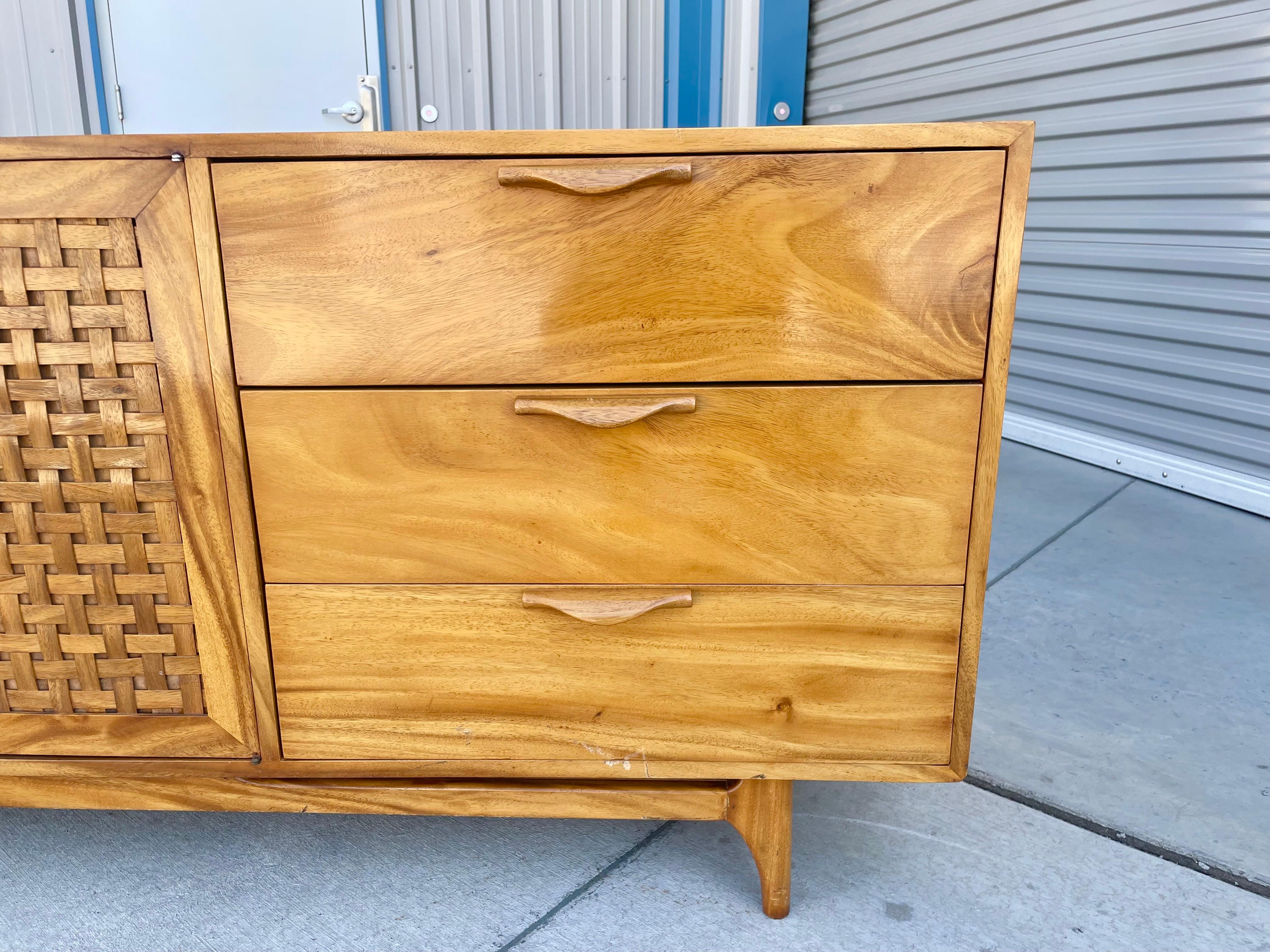 1960s Mid Century Dresser Styled After Lane For Sale 8