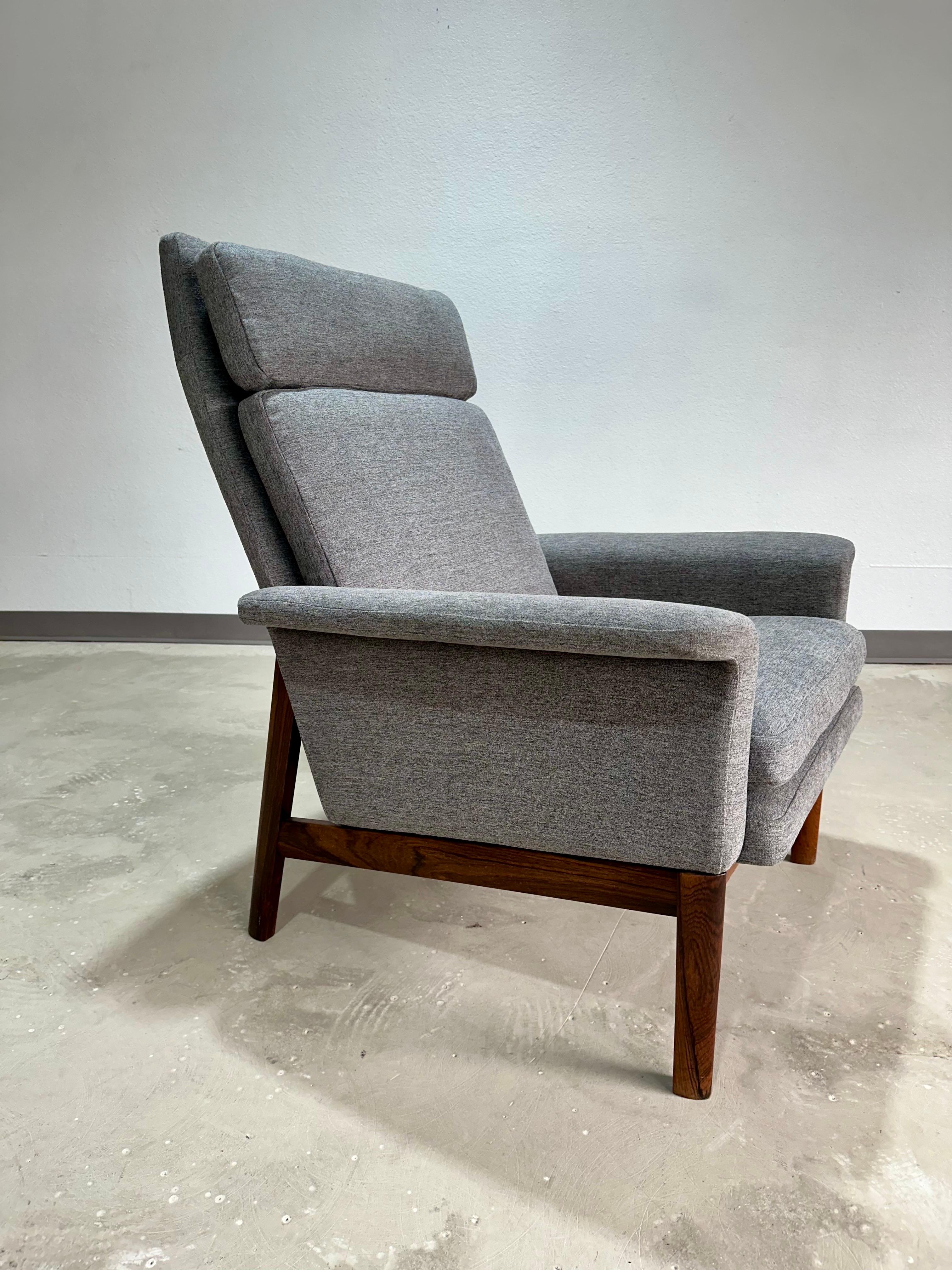Mid Century Modern Finn Juhl for France and Son Denmark ‘Jupiter’ model high back lounge chair, imported by John Stuart. Beautiful rosewood frame, and updated foam & soft neutral gray upholstery (c.2020). Great condition, gently loved since being