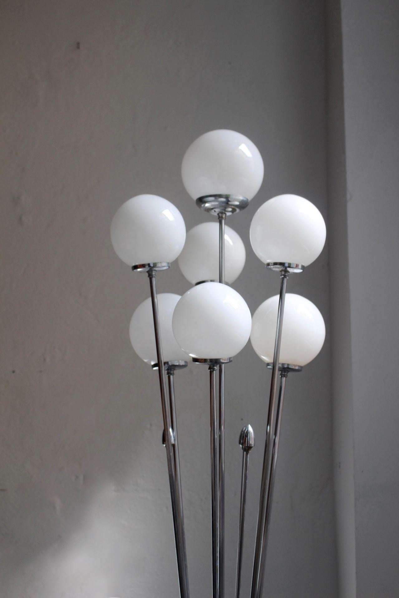 1960s Midcentury Floor Lamp in the Manner of Alberello Lamp  (Metall)