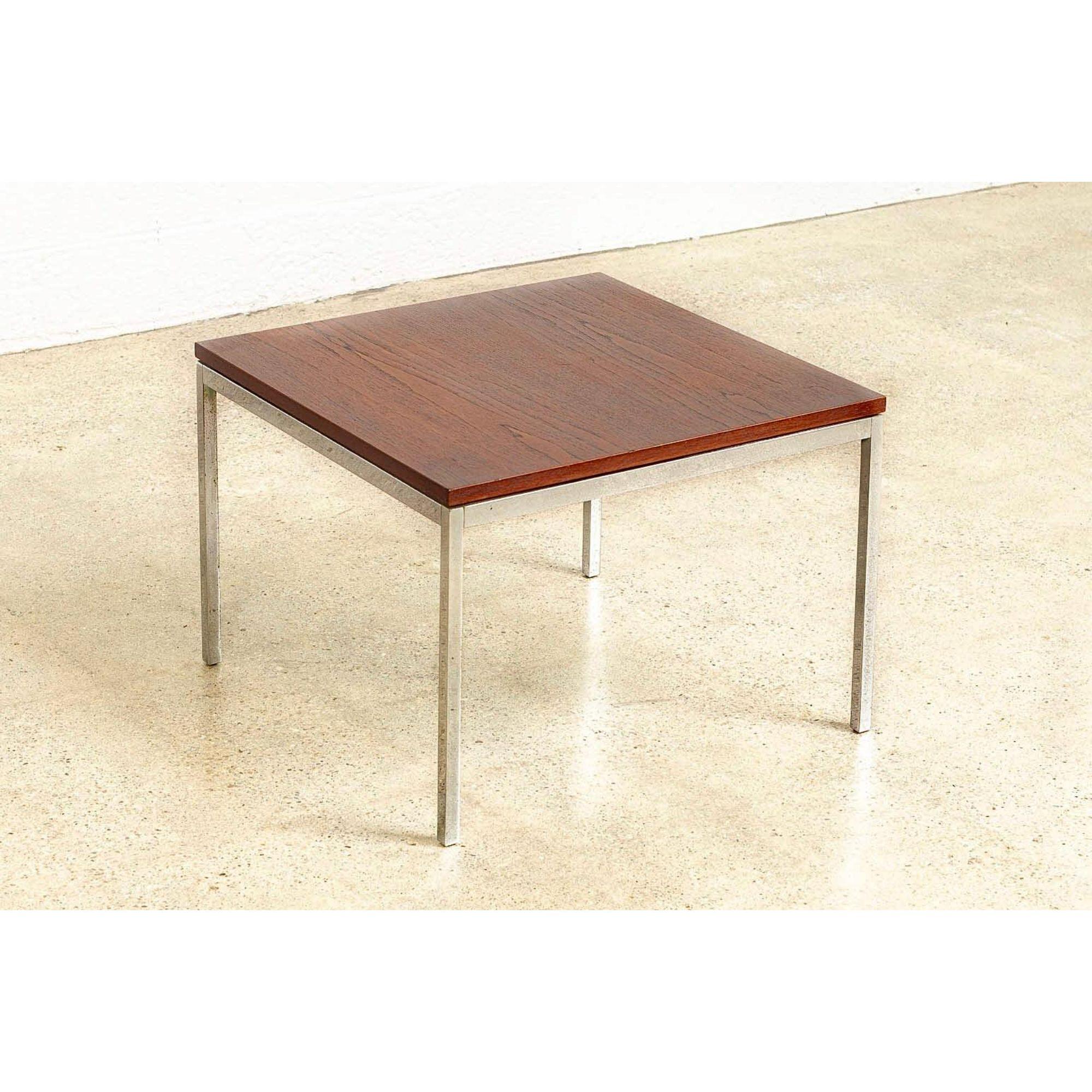 American 1960s Midcentury Florence Knoll Square Coffee Table in Walnut
