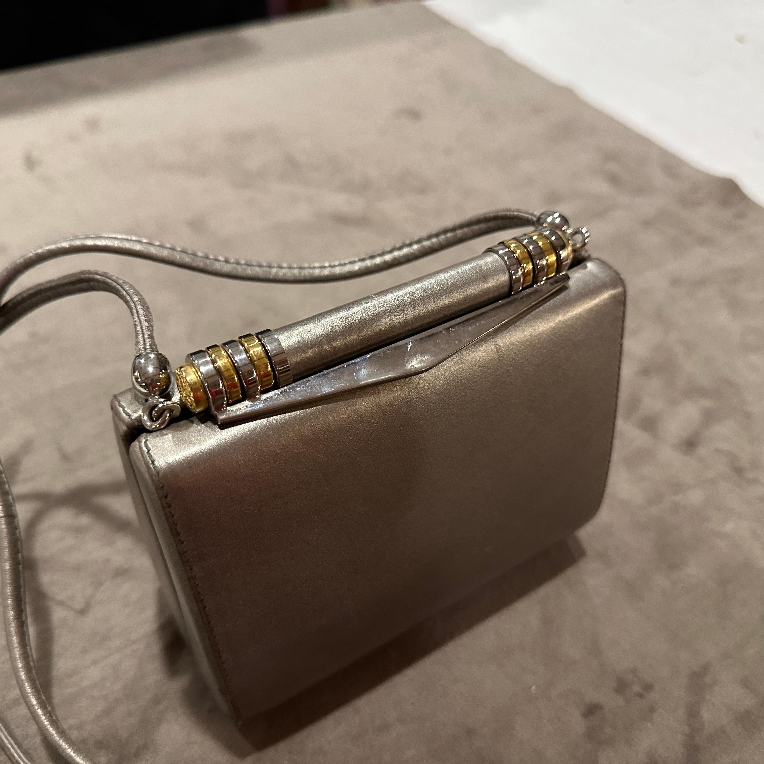 1960s Mid-Century Gray Leather Italian Minaudière Bag by Rodo For Sale 8