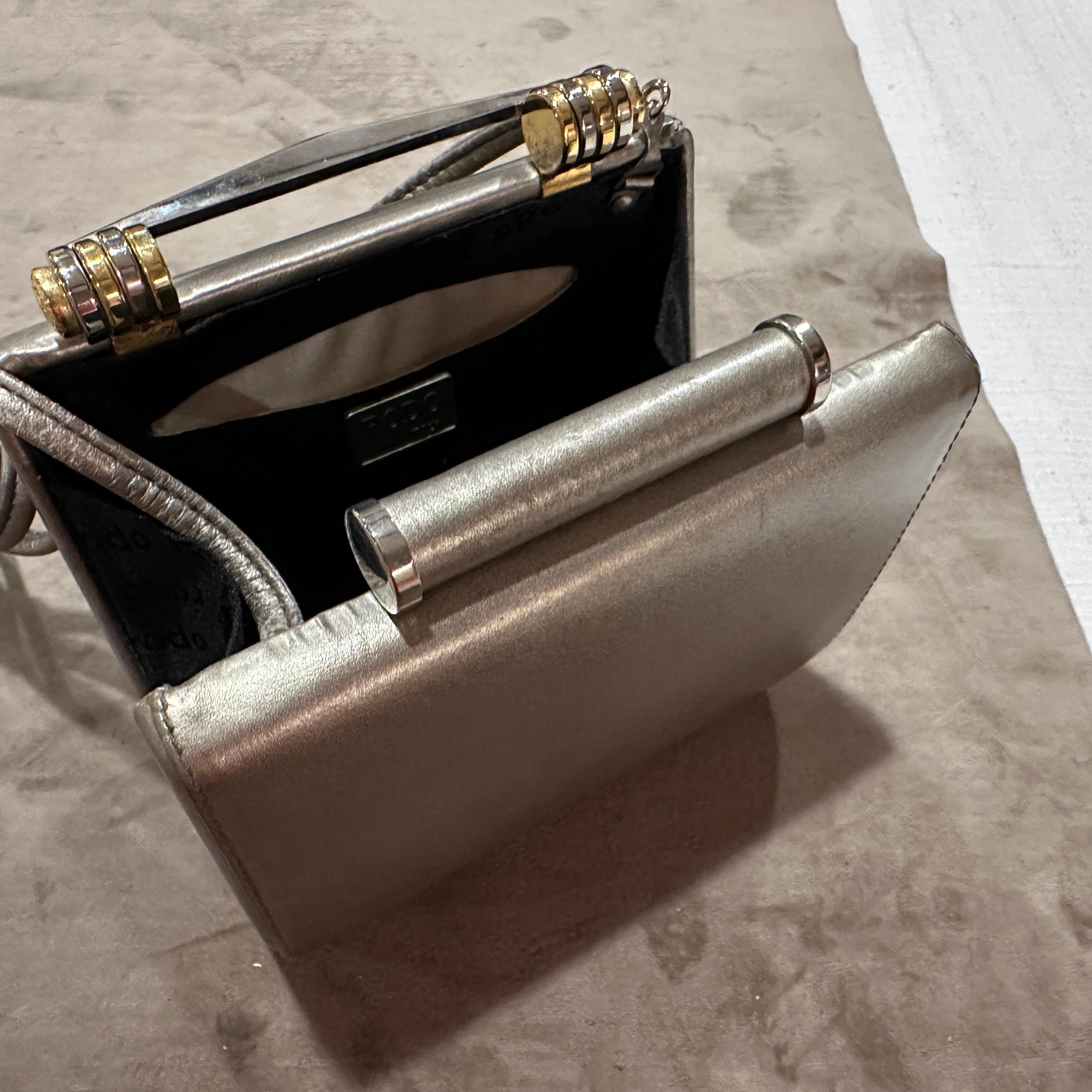 1960s Mid-Century Gray Leather Italian Minaudière Bag by Rodo For Sale 3