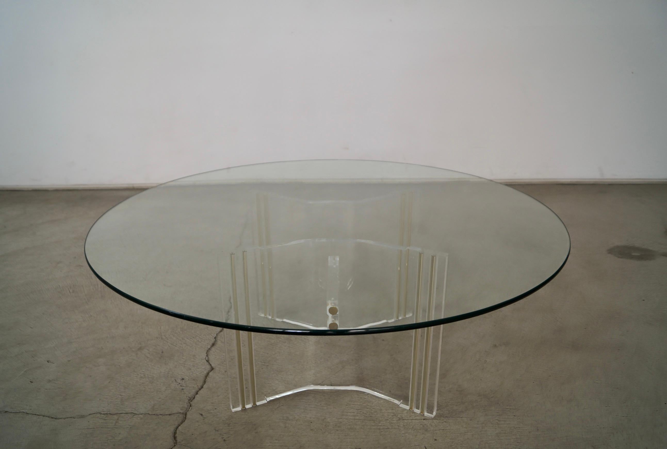 1960's Mid-Century Hollywood Regency Lucite & Brass Coffee Table For Sale 7