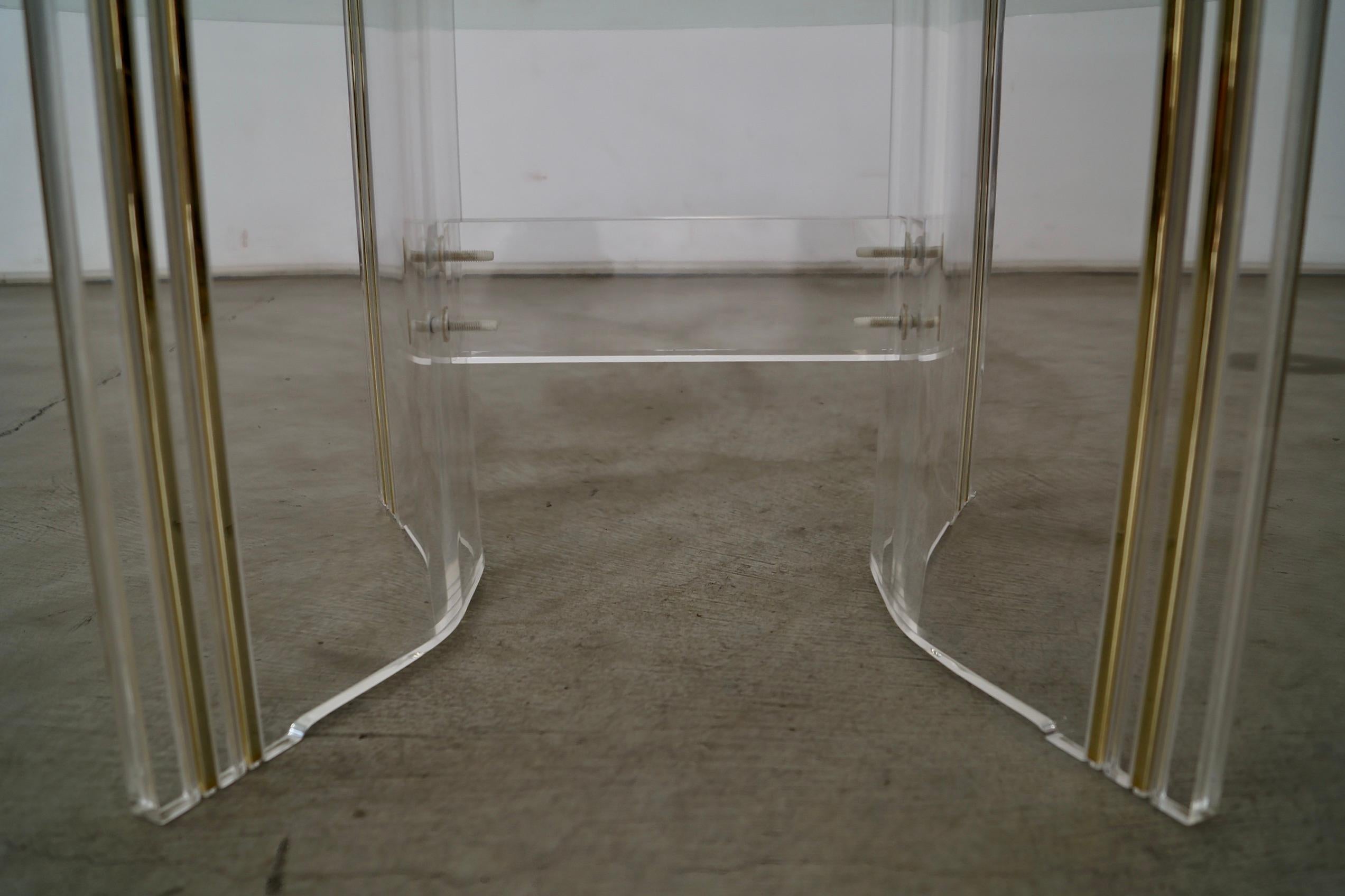 1960's Mid-Century Hollywood Regency Lucite & Brass Coffee Table For Sale 12