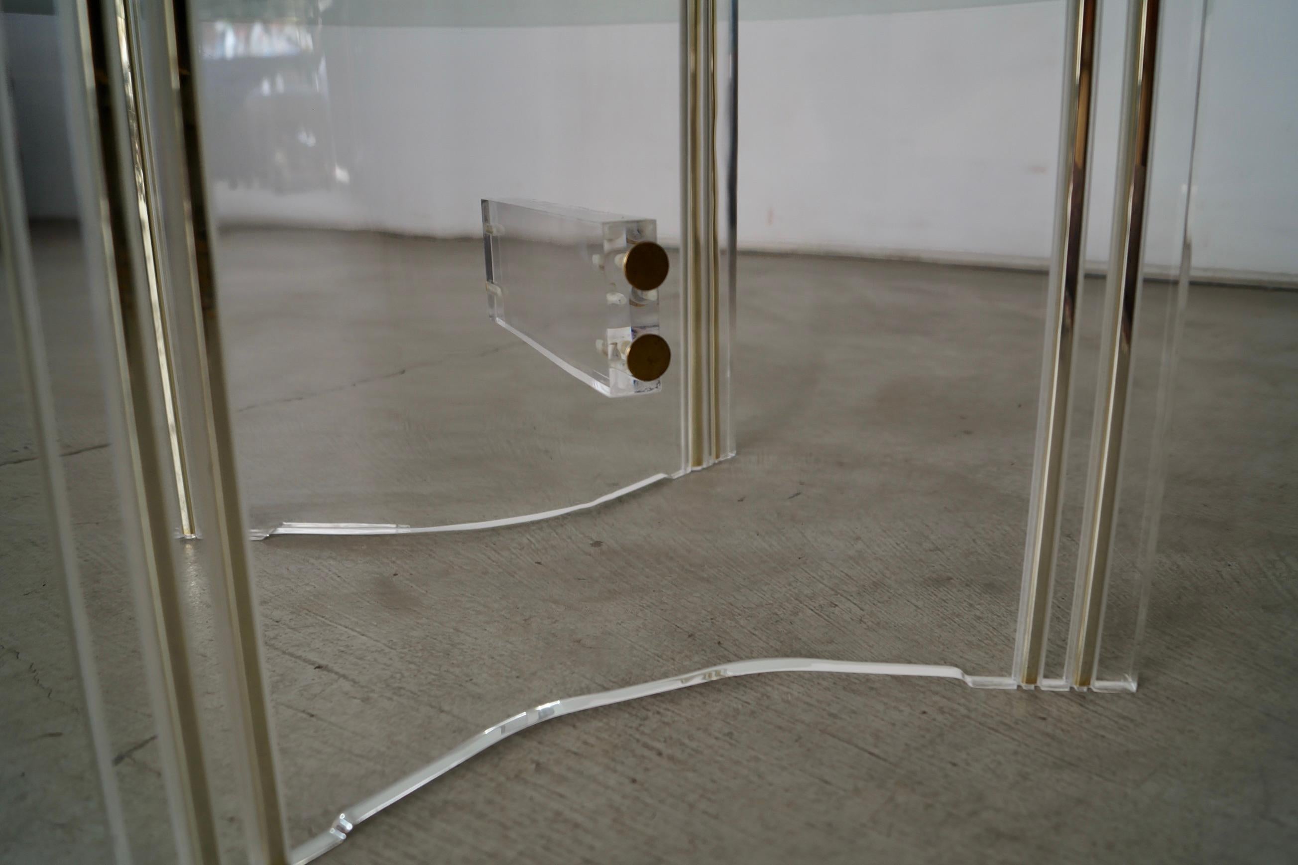 1960's Mid-Century Hollywood Regency Lucite & Brass Coffee Table For Sale 14
