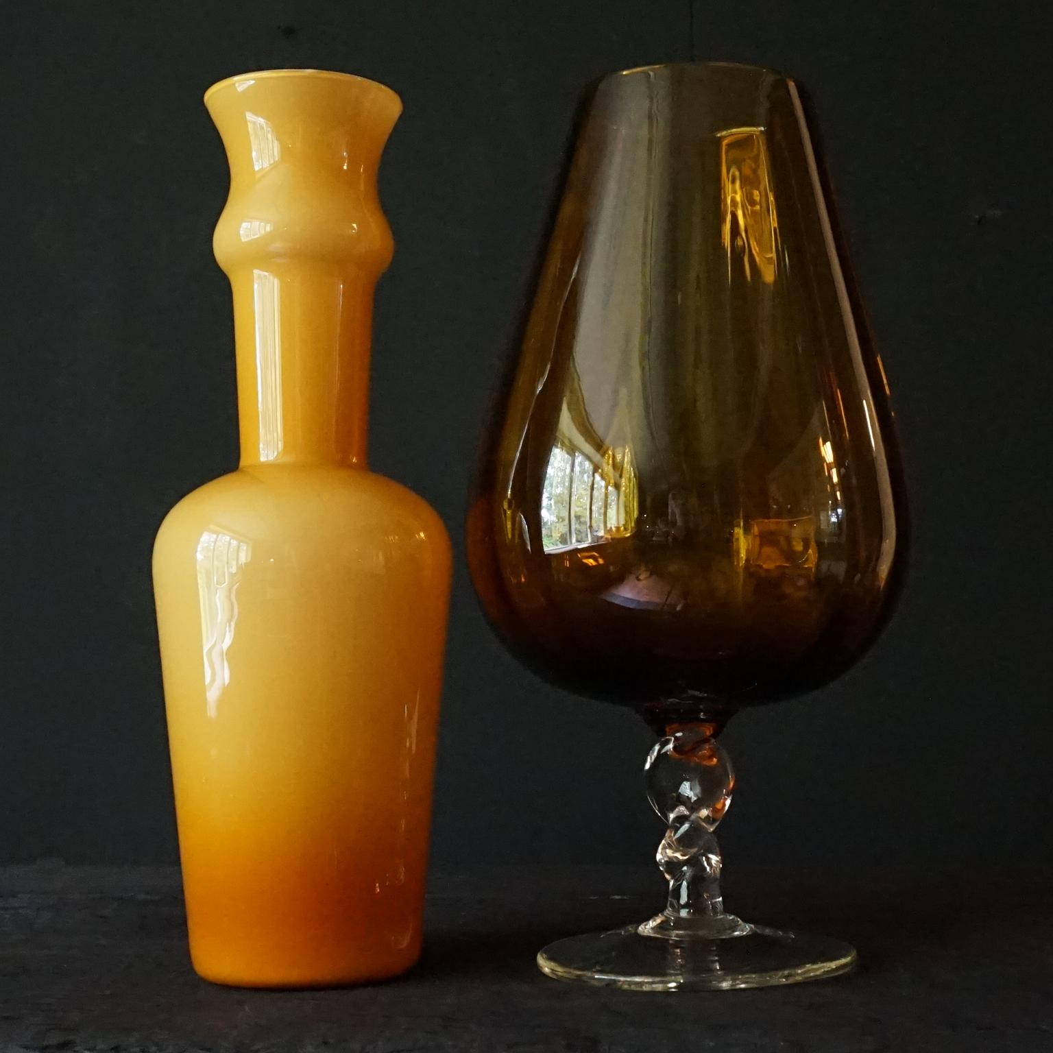 1960s Mid-Century Italian Butterscotch Caramel Cased Empoli Glass Jars and Vases For Sale 5