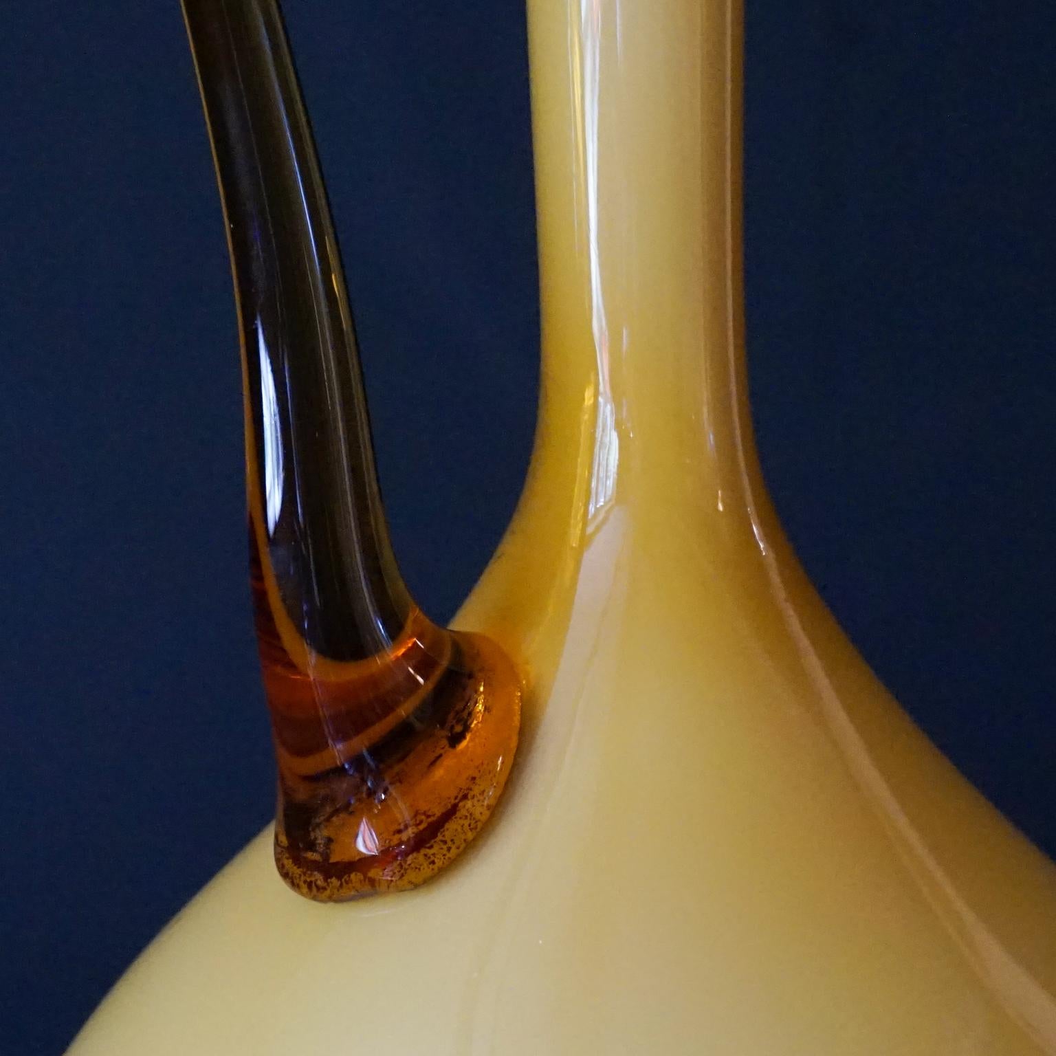 1960s Mid-Century Italian Butterscotch Caramel Cased Empoli Glass Jars and Vases For Sale 10