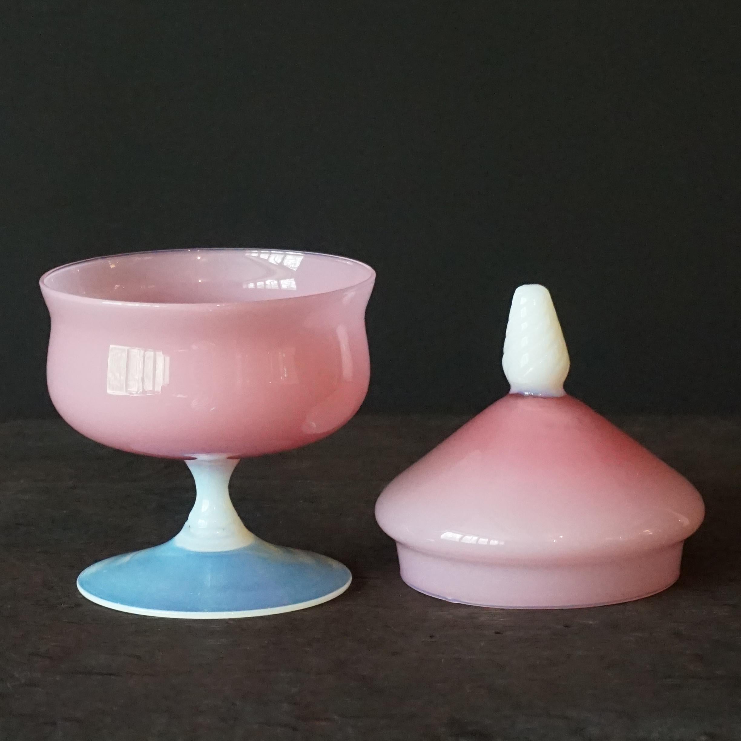 Jarras Floreros Boticarios de Cristal Empoli Rosa Italianos de Mitad de Siglo de 1960 en venta 6