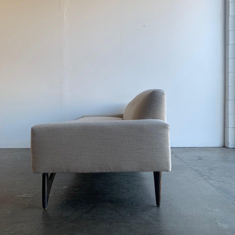 1960s Mid-Century Kroehler Style Reupholstered Sofa 1