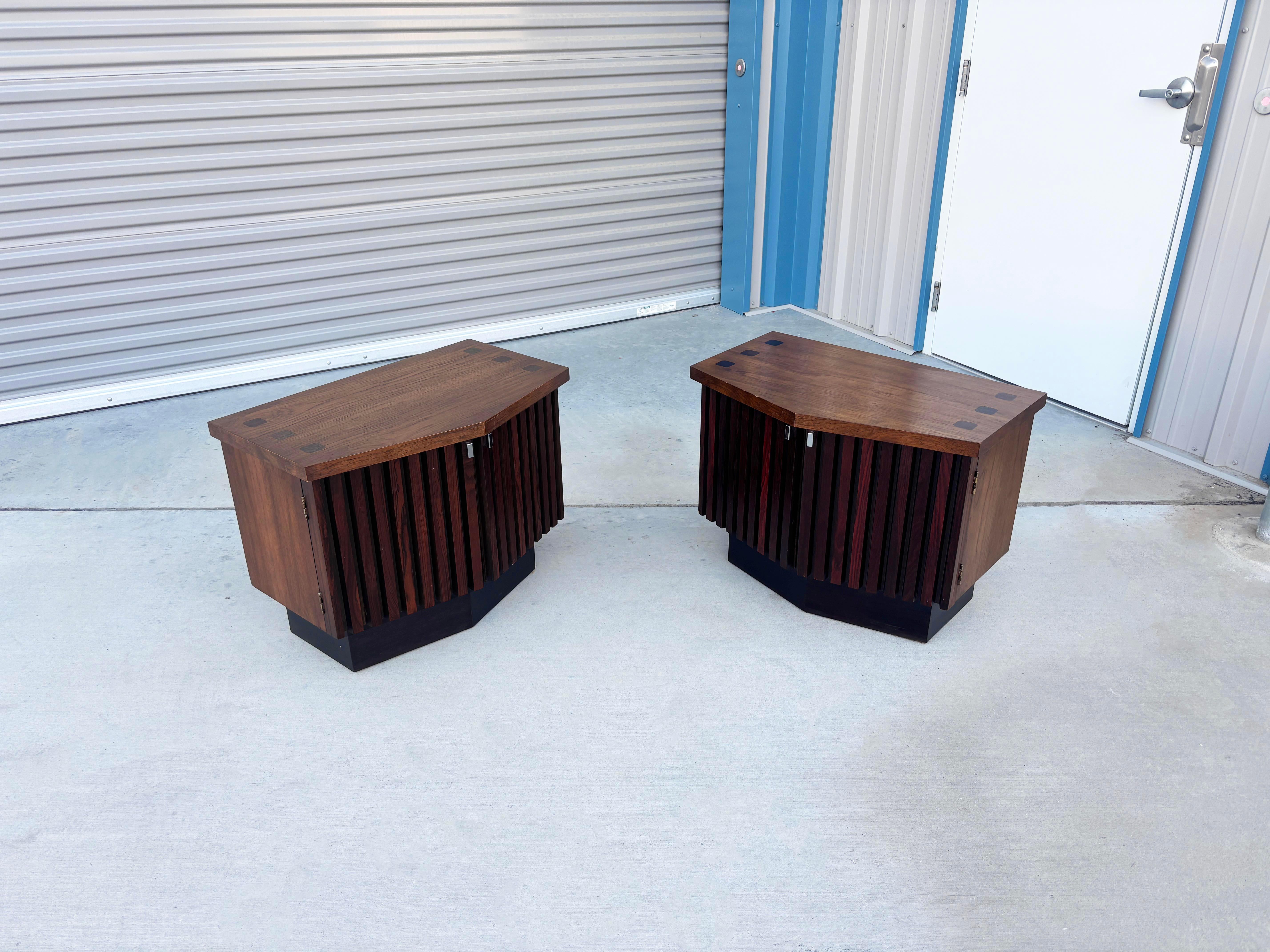American 1960s Mid-Century Lane Tower Suite Rosewood & Walnut Pair of Nightstands For Sale