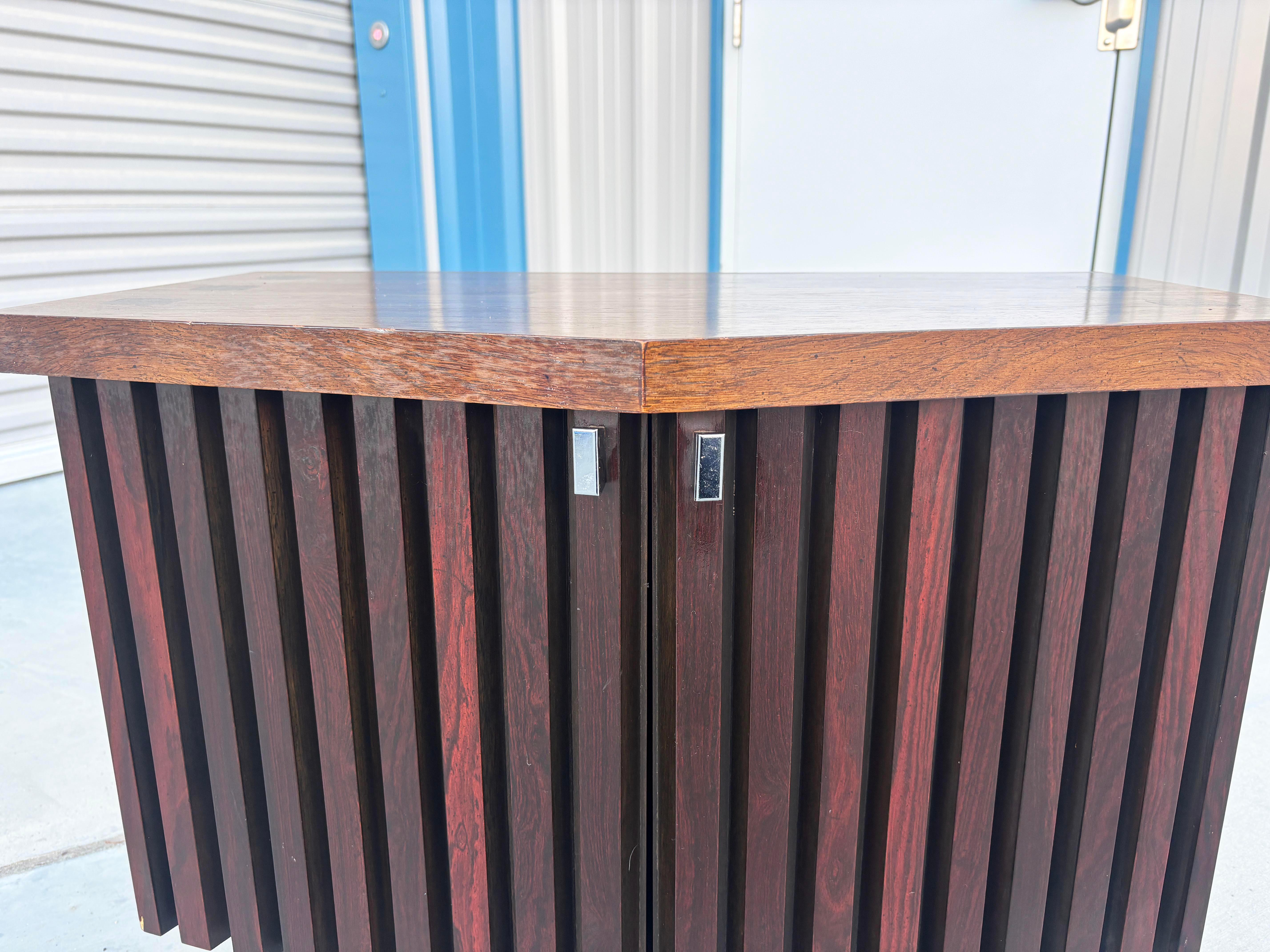 1960s Mid-Century Lane Tower Suite Rosewood & Walnut Pair of Nightstands For Sale 2