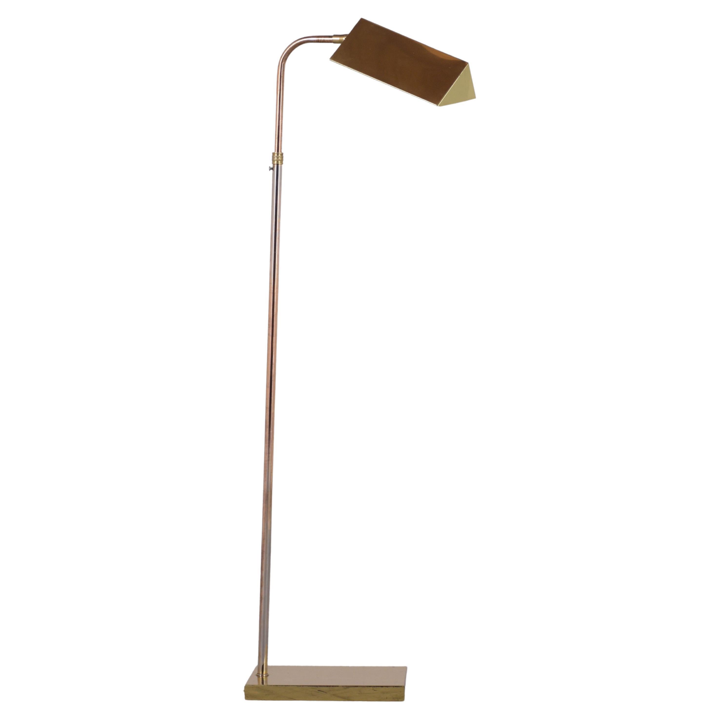 1960s Mid-Century Modern Brass Floor Lamp For Sale at 1stDibs