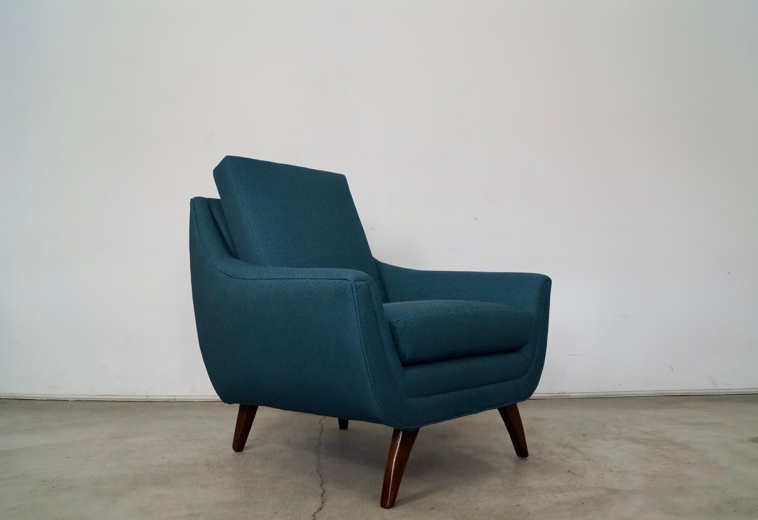1960's Mid-Century Modern Adrian Pearsall Style Prestige Gondola Lounge Chair For Sale 5