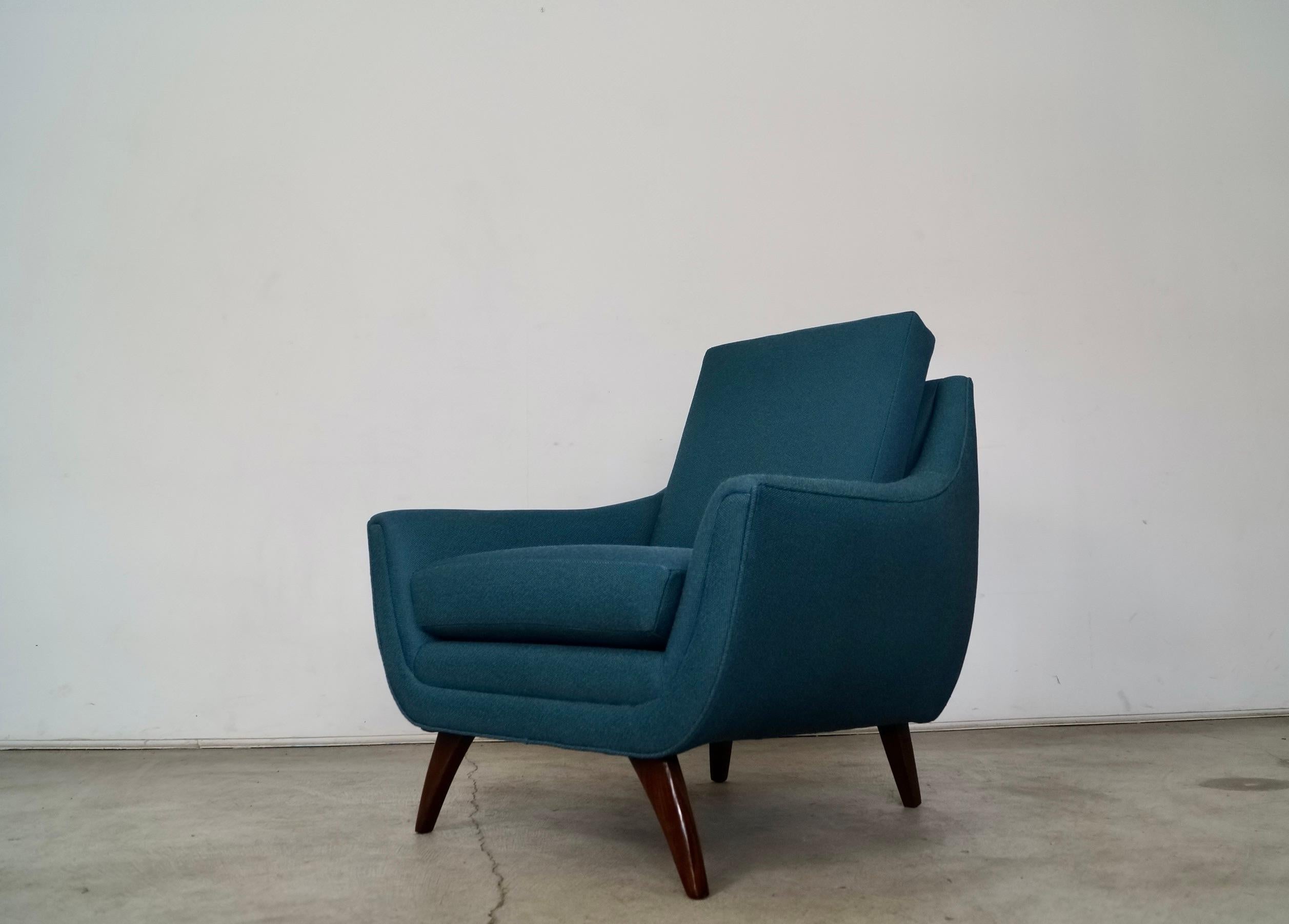 Mid-20th Century 1960's Mid-Century Modern Adrian Pearsall Style Prestige Gondola Lounge Chair For Sale