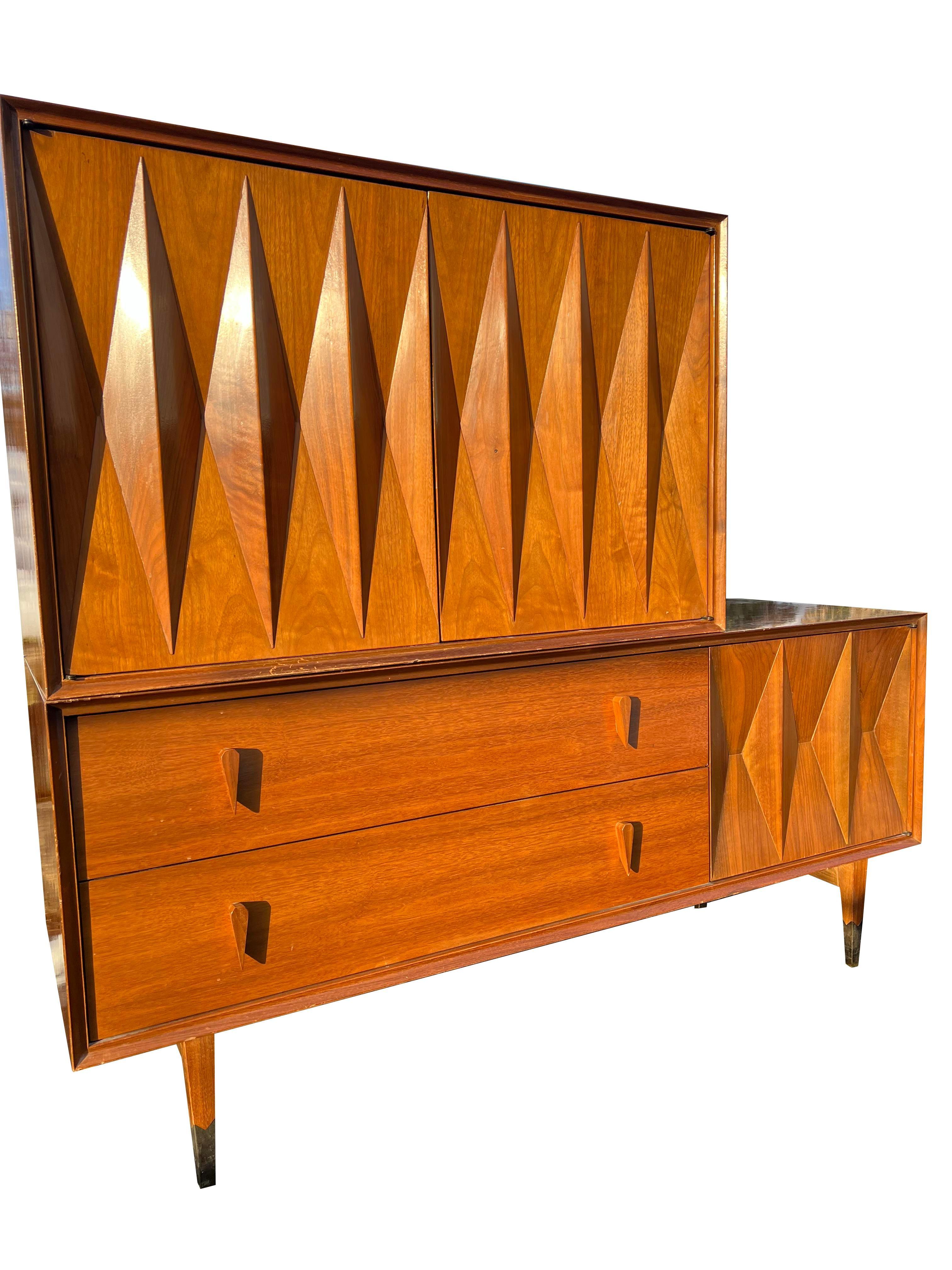 1960s Mid Century Modern Albert Parvin Gio Ponti Style Dresser Sculpted Design 3