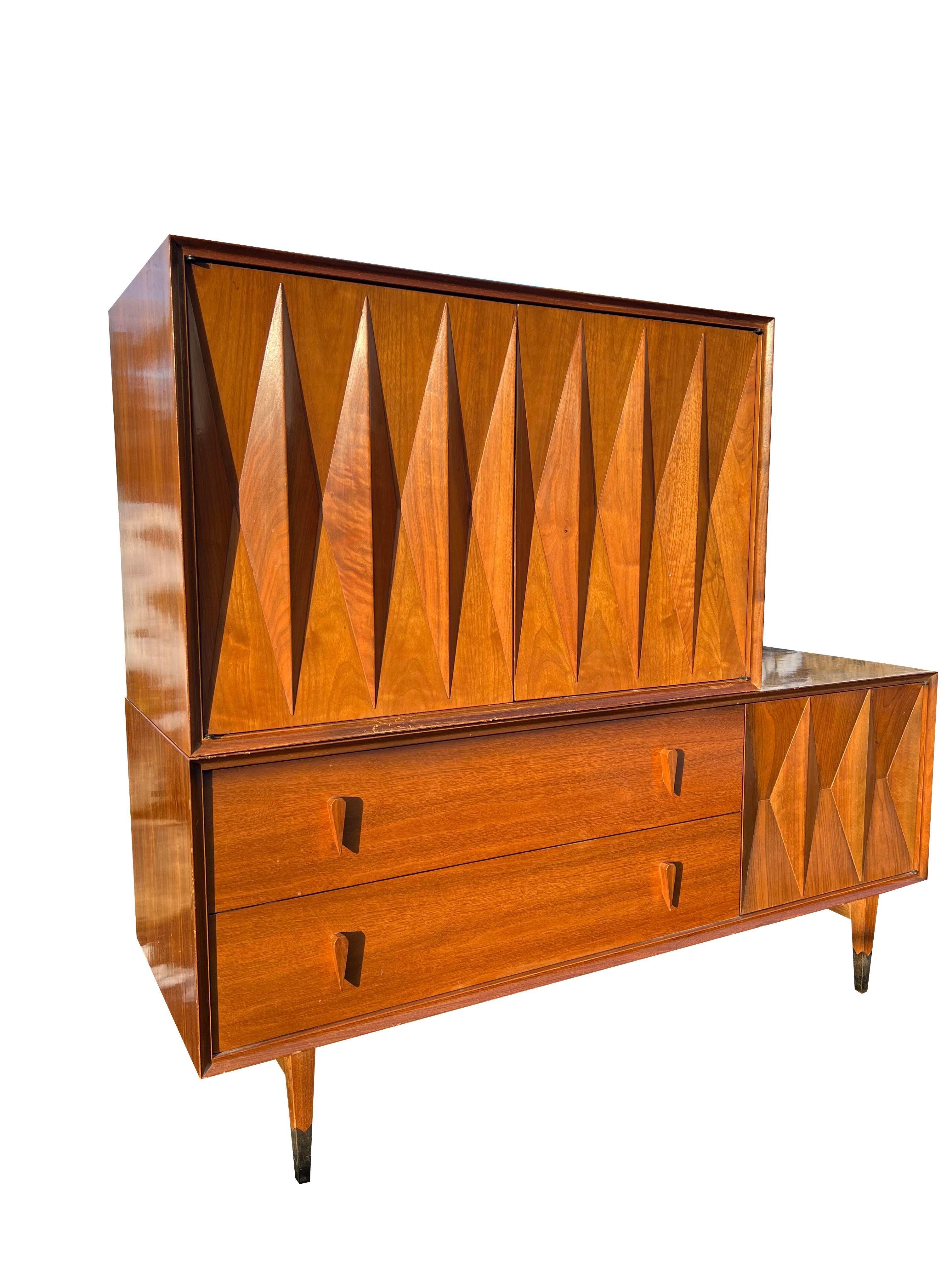 1960s Mid Century Modern Albert Parvin Gio Ponti Style Dresser Sculpted Design 4