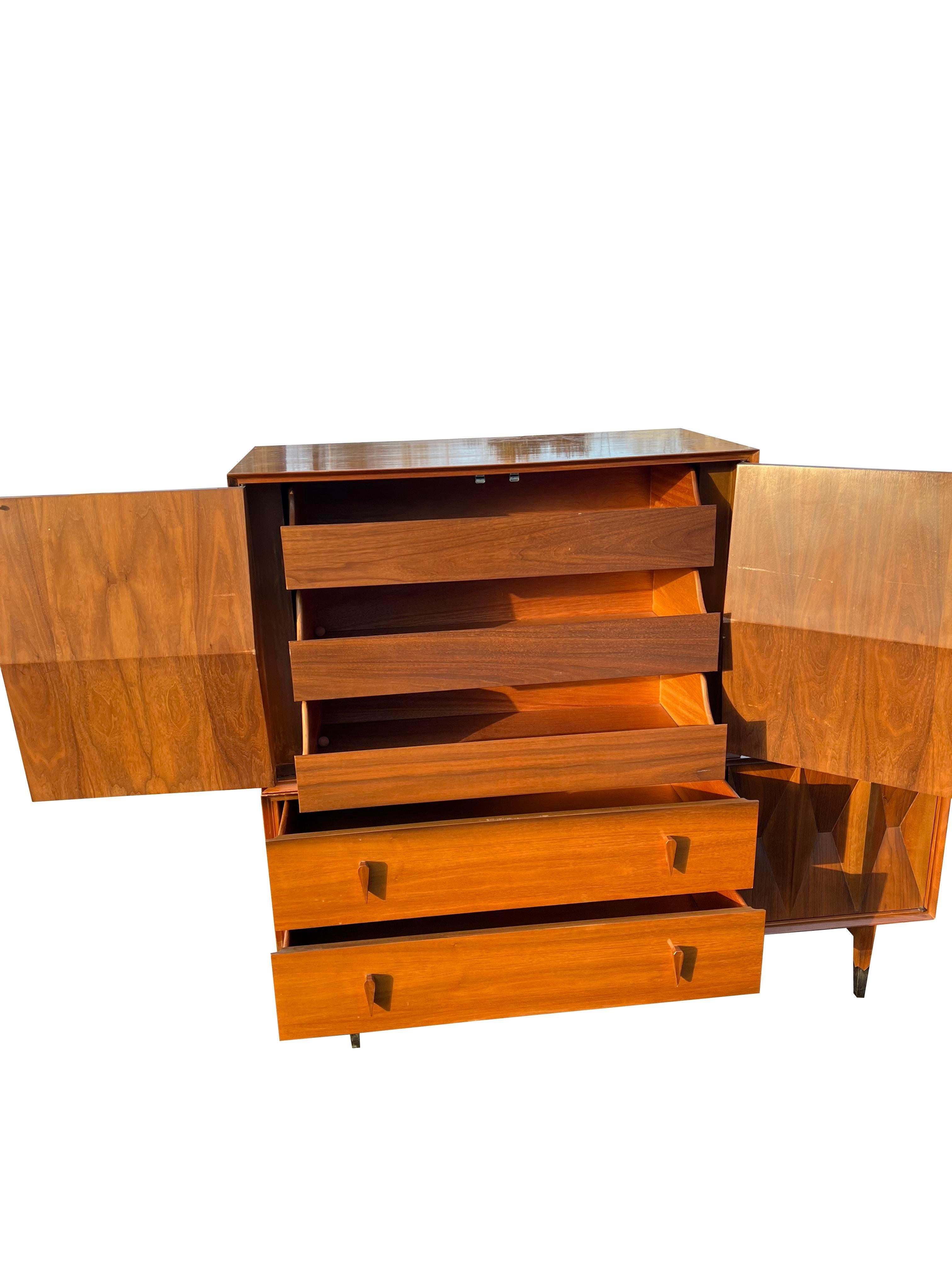 1960s Mid Century Modern Albert Parvin Gio Ponti Style Dresser Sculpted Design 2