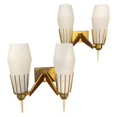 1960s Mid-Century Modern Arredoluce Style Italian Wall Sconces