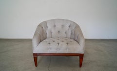 1960's Mid-Century Modern Barrel Back Lounge Chair
