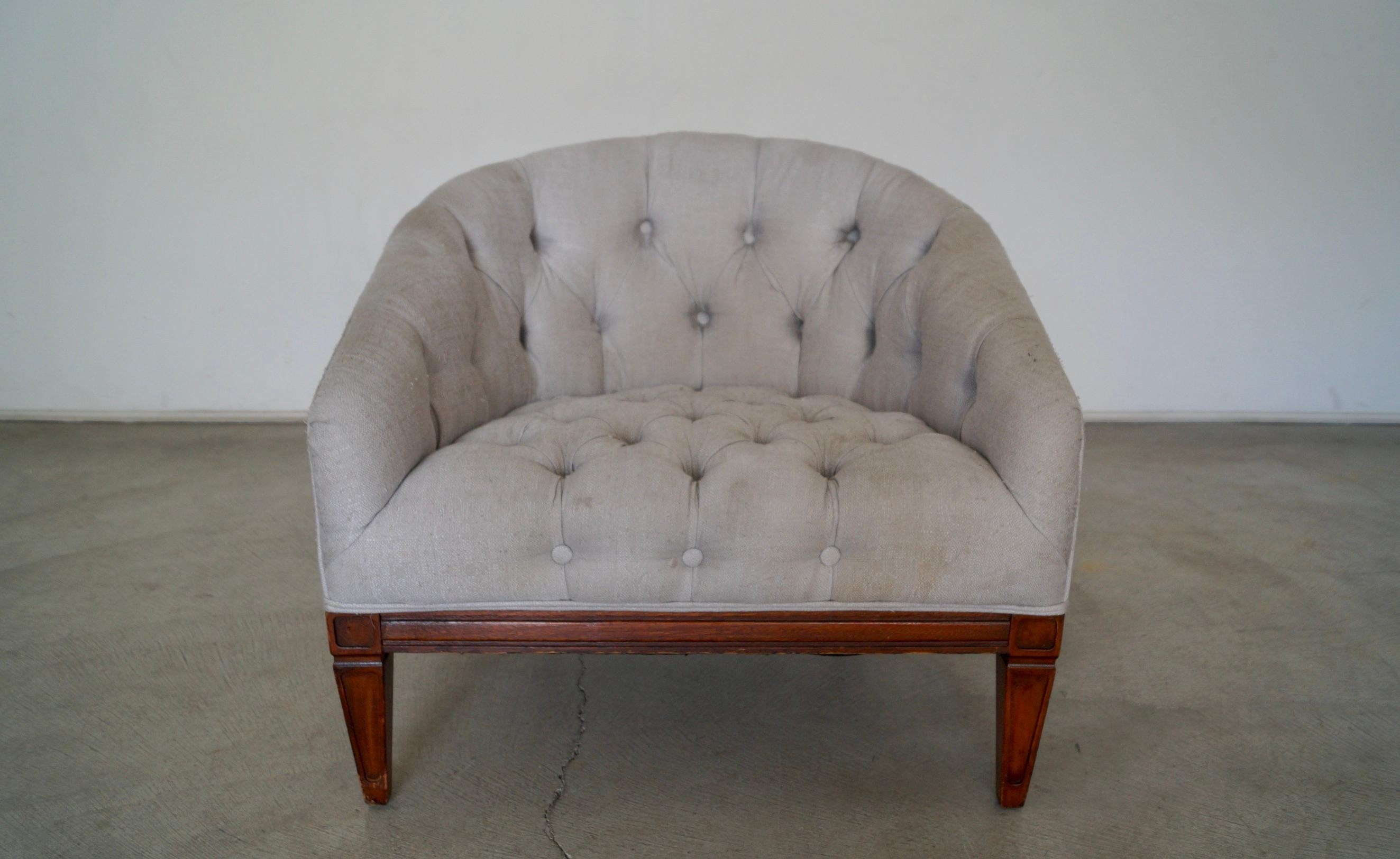 1960's Mid-Century Modern Barrel Back Lounge Chair In Fair Condition For Sale In Burbank, CA