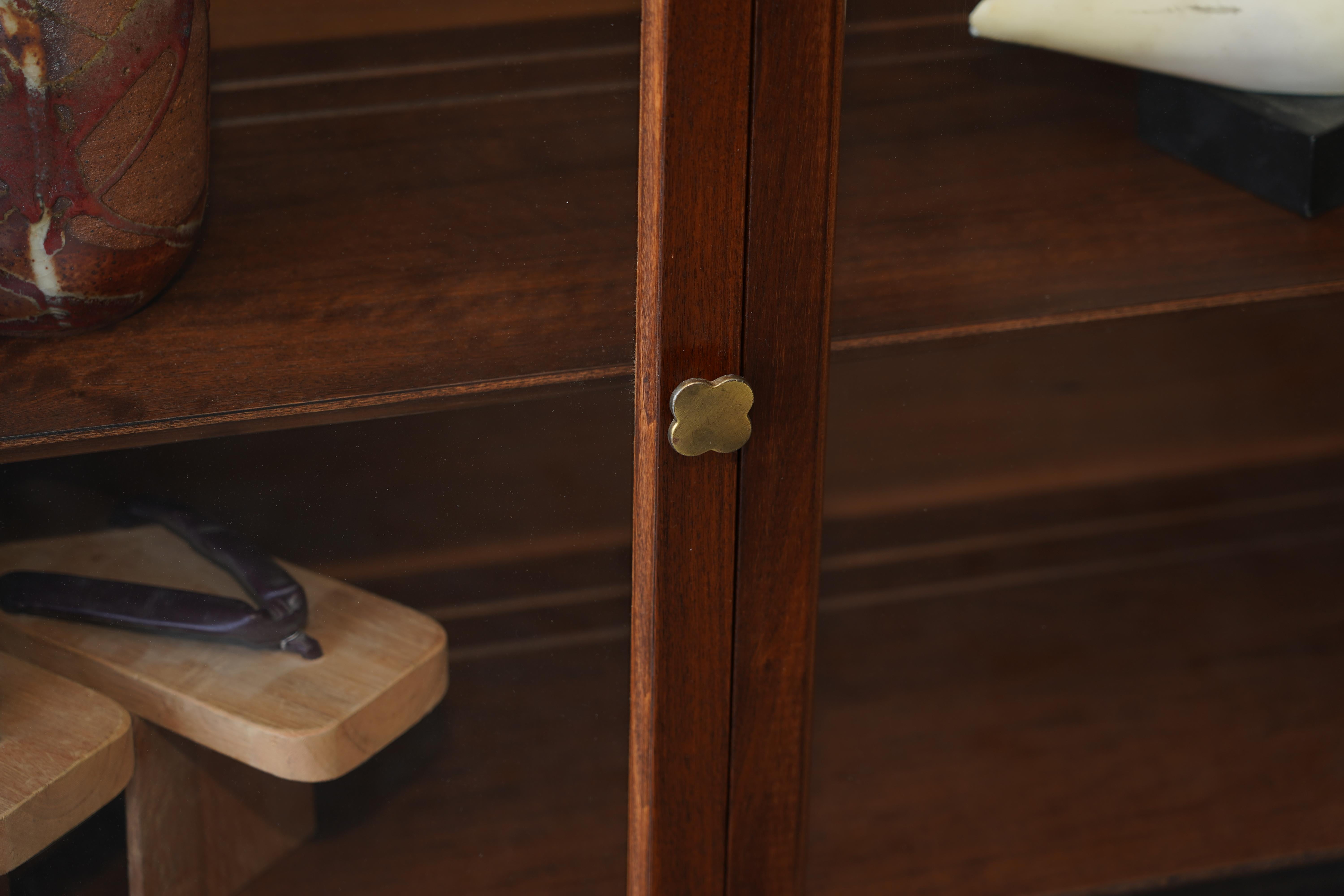 1960s Mid Century Modern Basic Witz Bookcase Display Cabinet In Good Condition In Las Vegas, NV